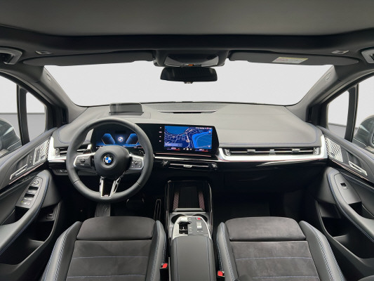 BMW 218d Act. Tour. M Sport-image-11
