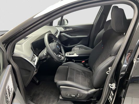 BMW 218d Act. Tour. M Sport-image-8