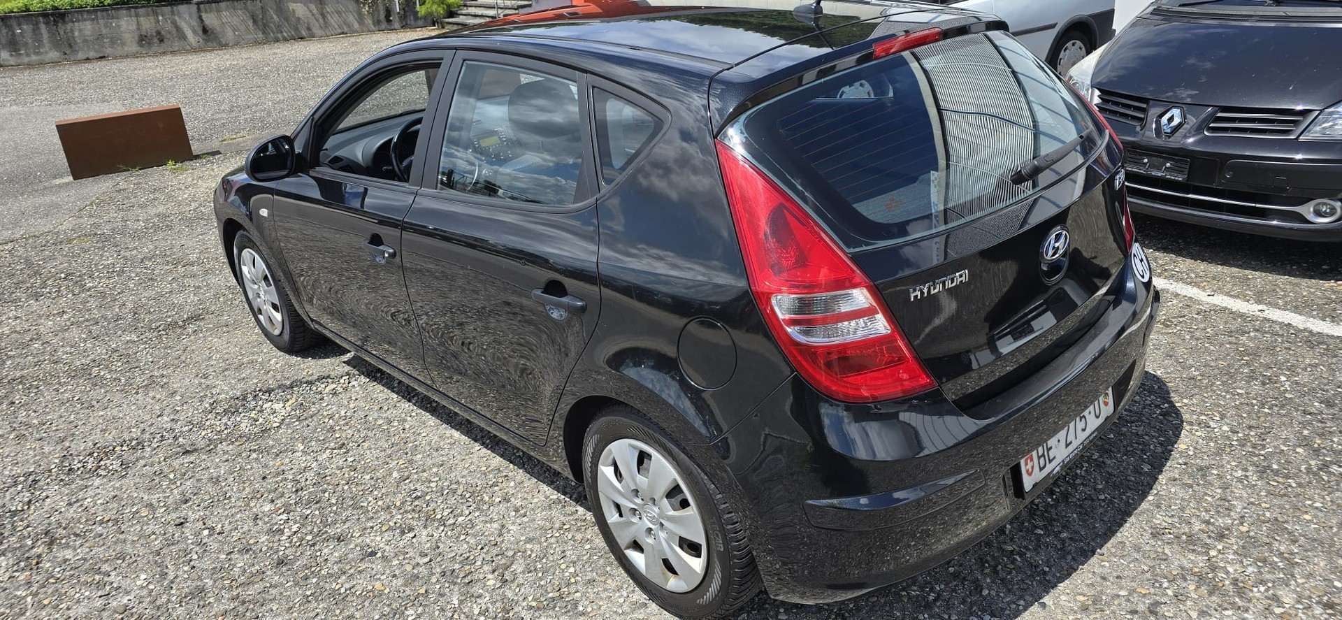 HYUNDAI i30 1.4 Comfort-image-5