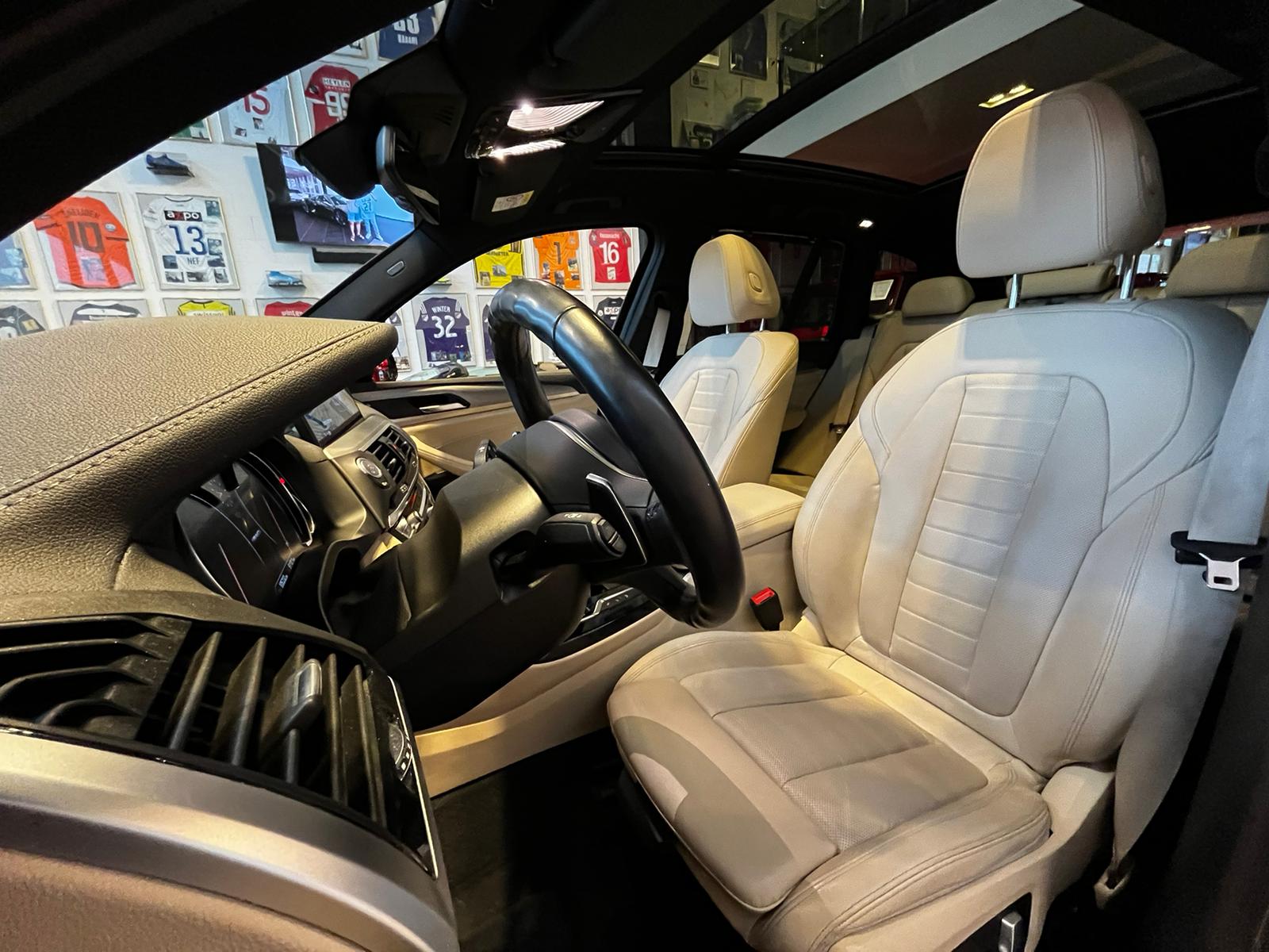 BMW X3 xDrive M40i Steptronic-image-12