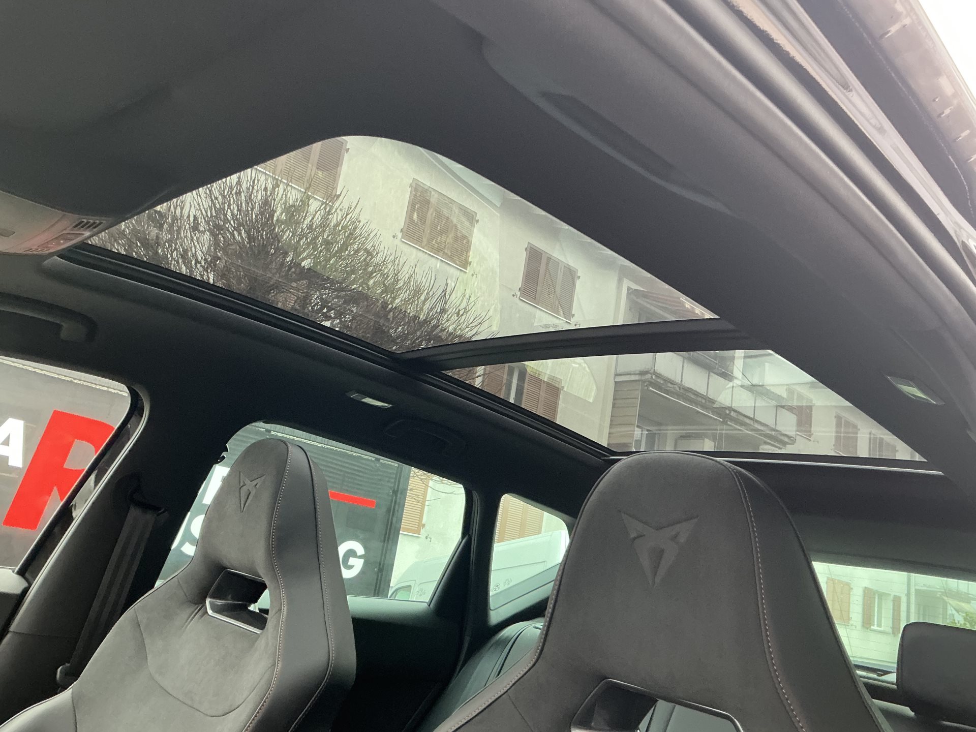 CUPRA Ateca 1.5 TSI *** ANHÄNGERKUPPLUNG & 5 JAHRE WERKSGARANTIE ***-image-8