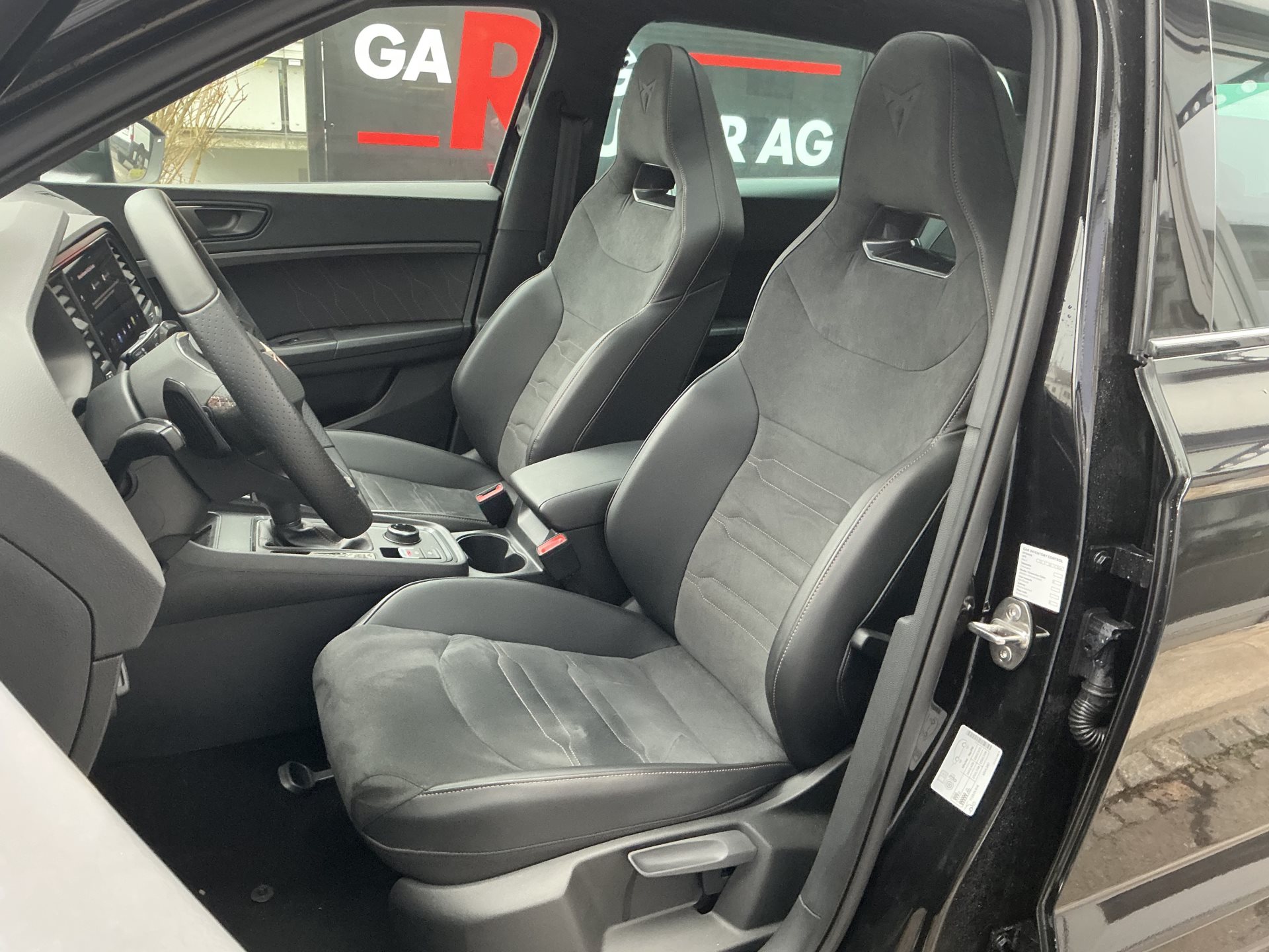 CUPRA Ateca 1.5 TSI *** ANHÄNGERKUPPLUNG & 5 JAHRE WERKSGARANTIE ***-image-7