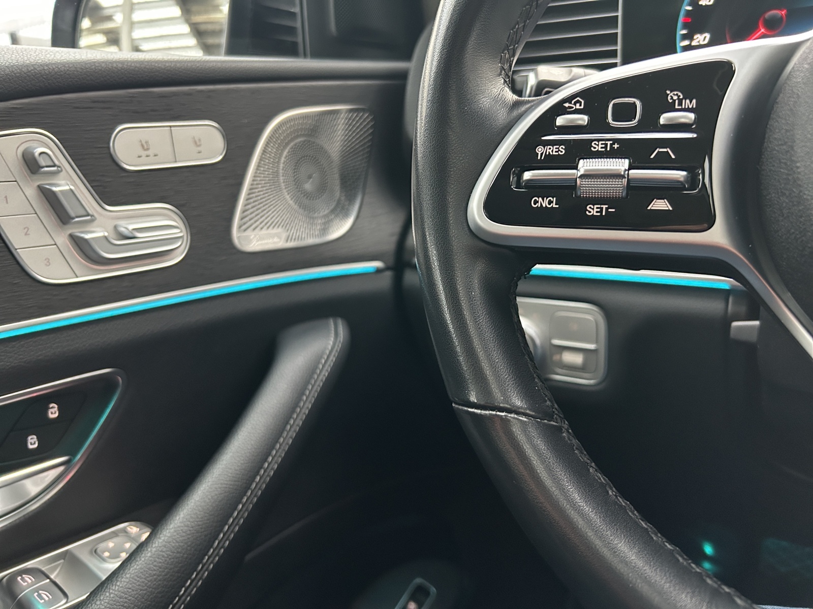 MERCEDES-BENZ GLE 450 4Matic 9G-Tronic-image-13