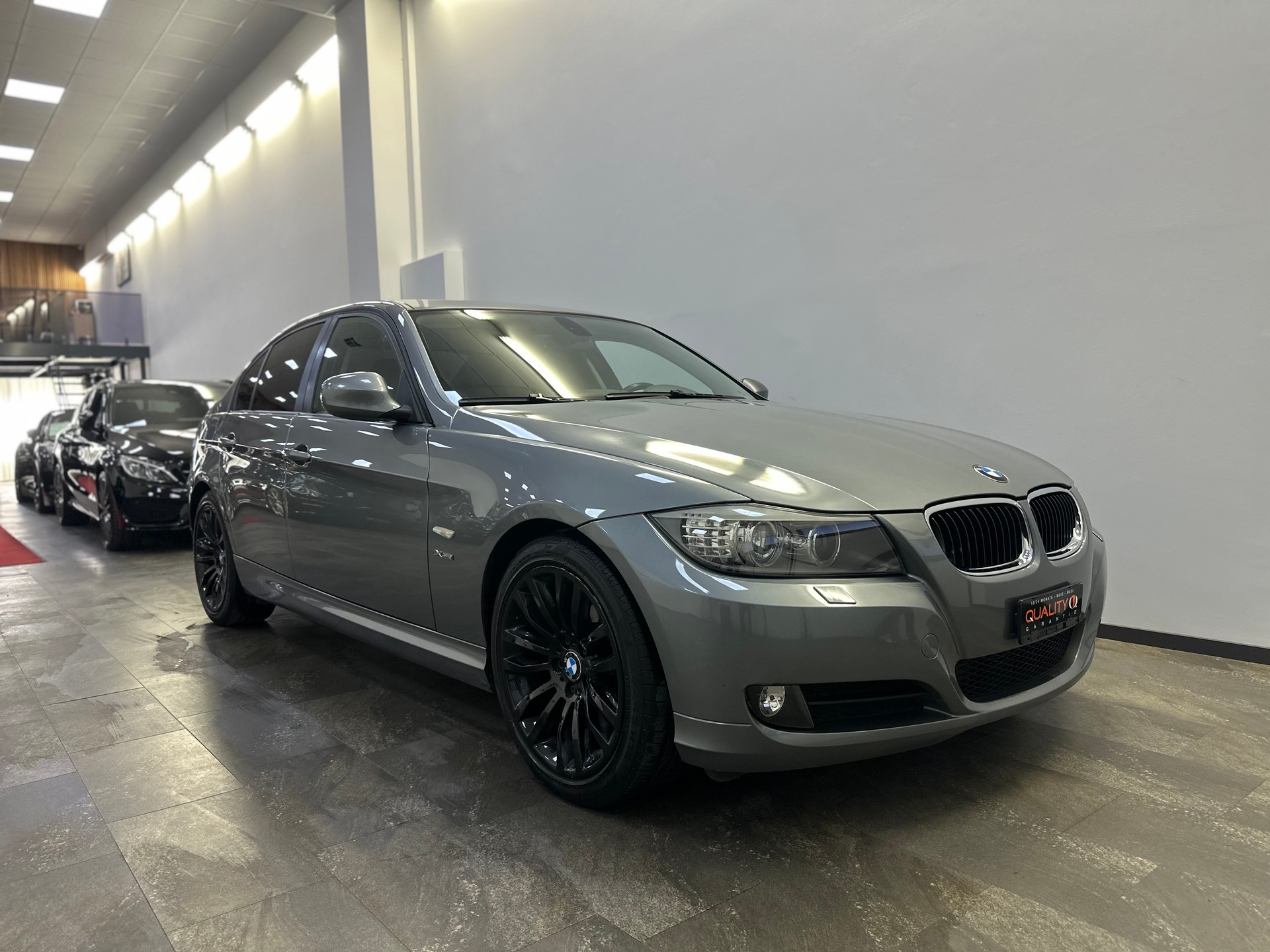 BMW 320d xDrive-image-4