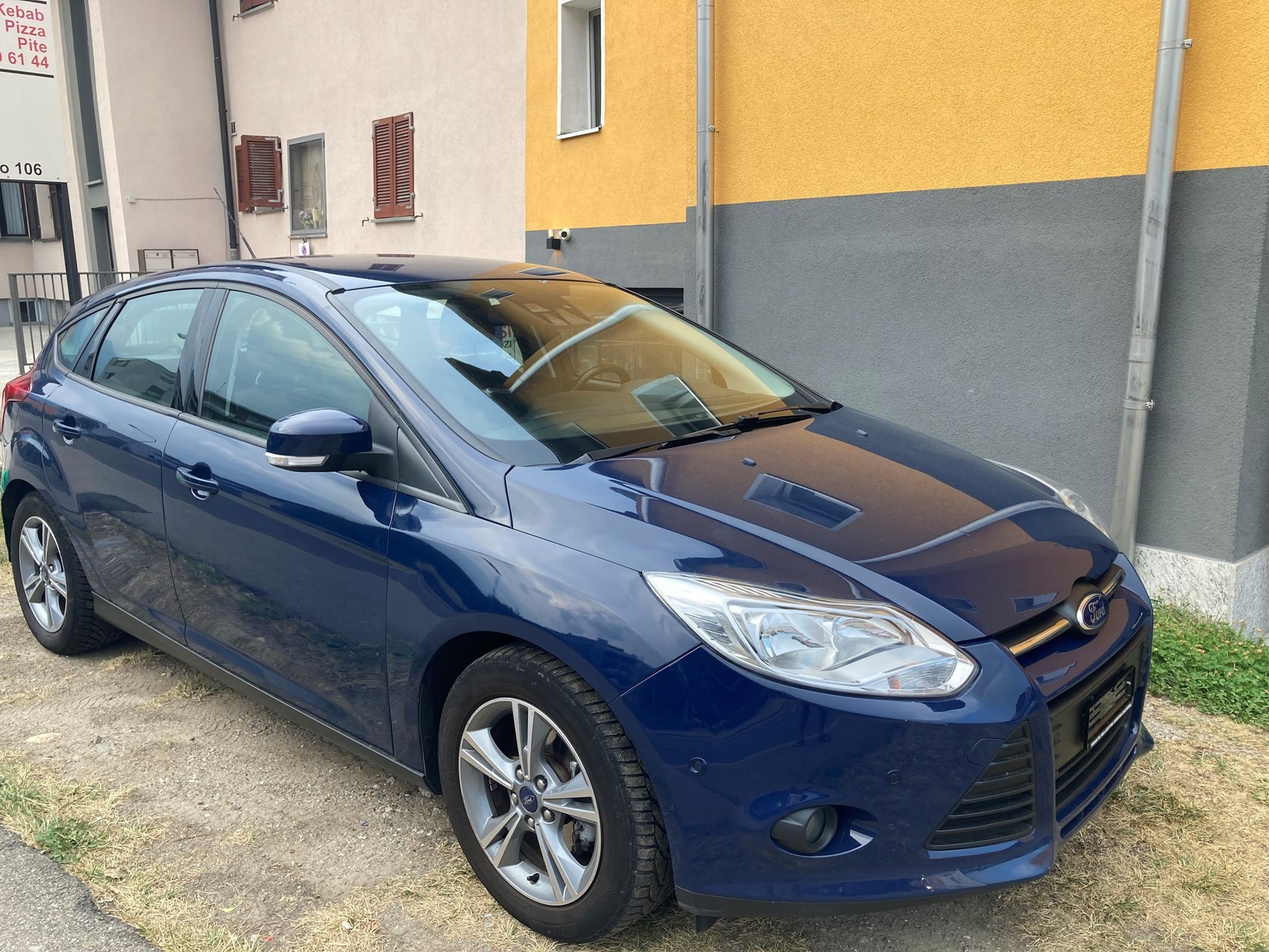 FORD Focus 1.6 TDCi Ambiente-image-2