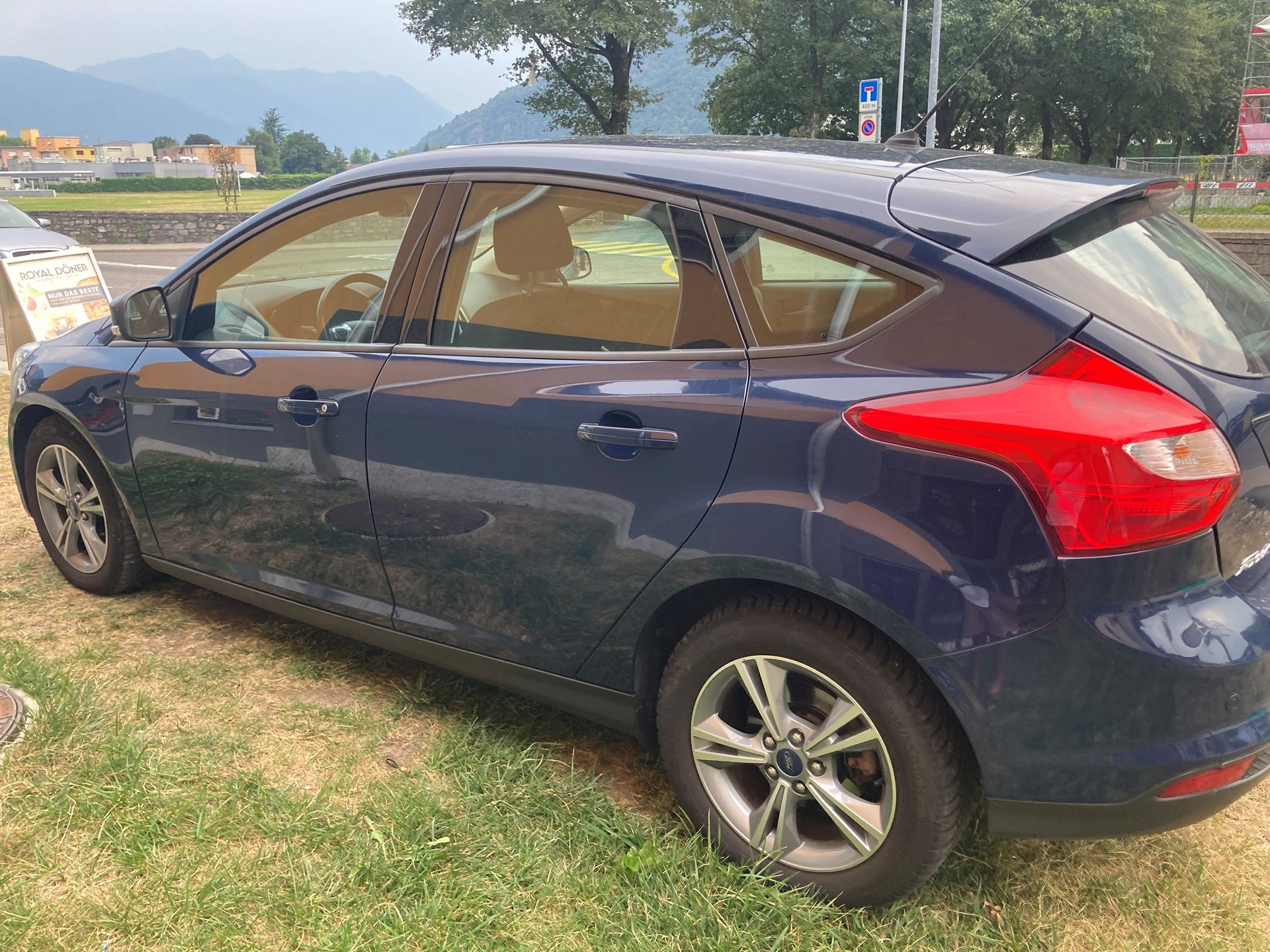 FORD Focus 1.6 TDCi Ambiente-image-4