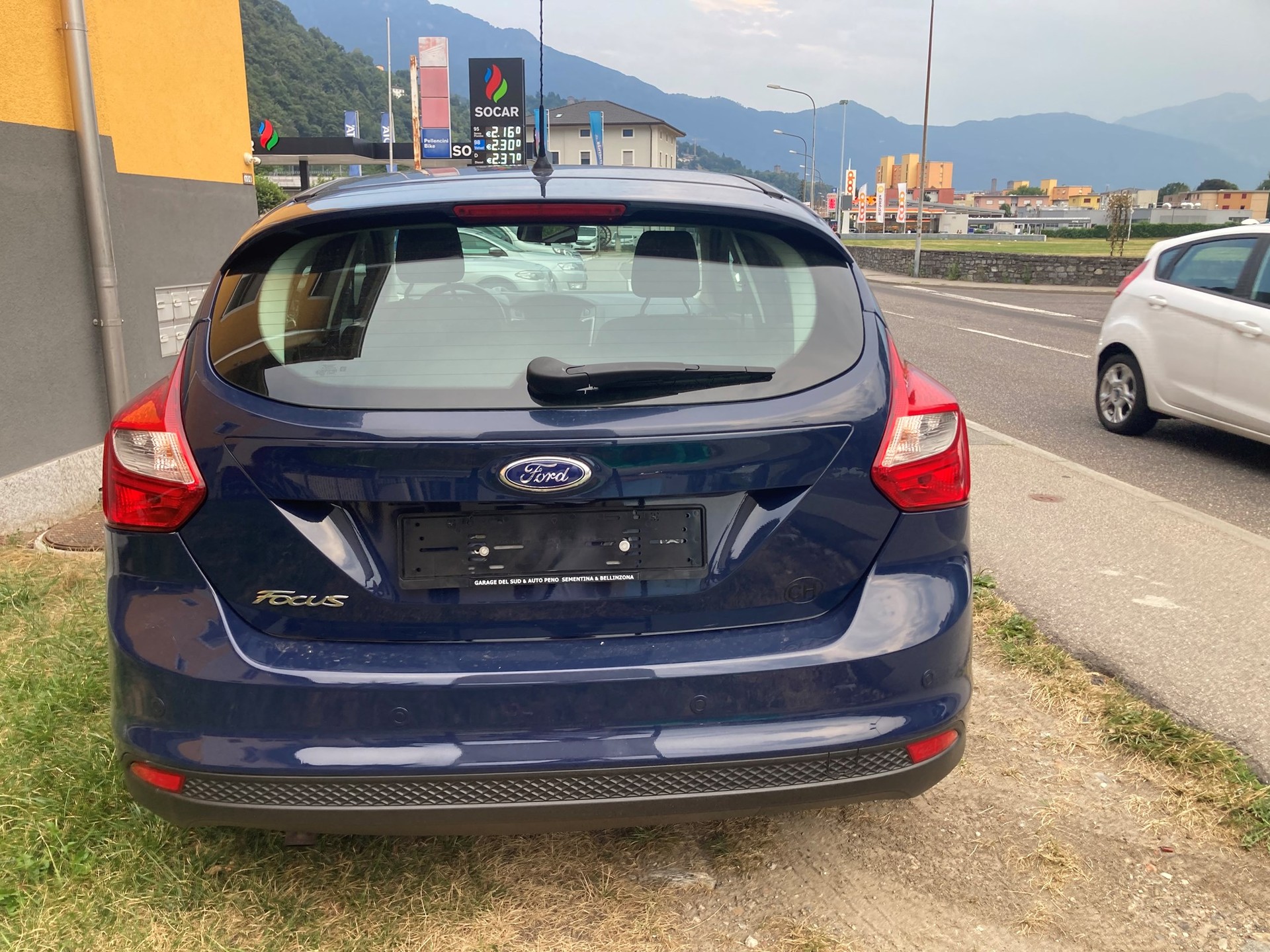 FORD Focus 1.6 TDCi Ambiente-image-5