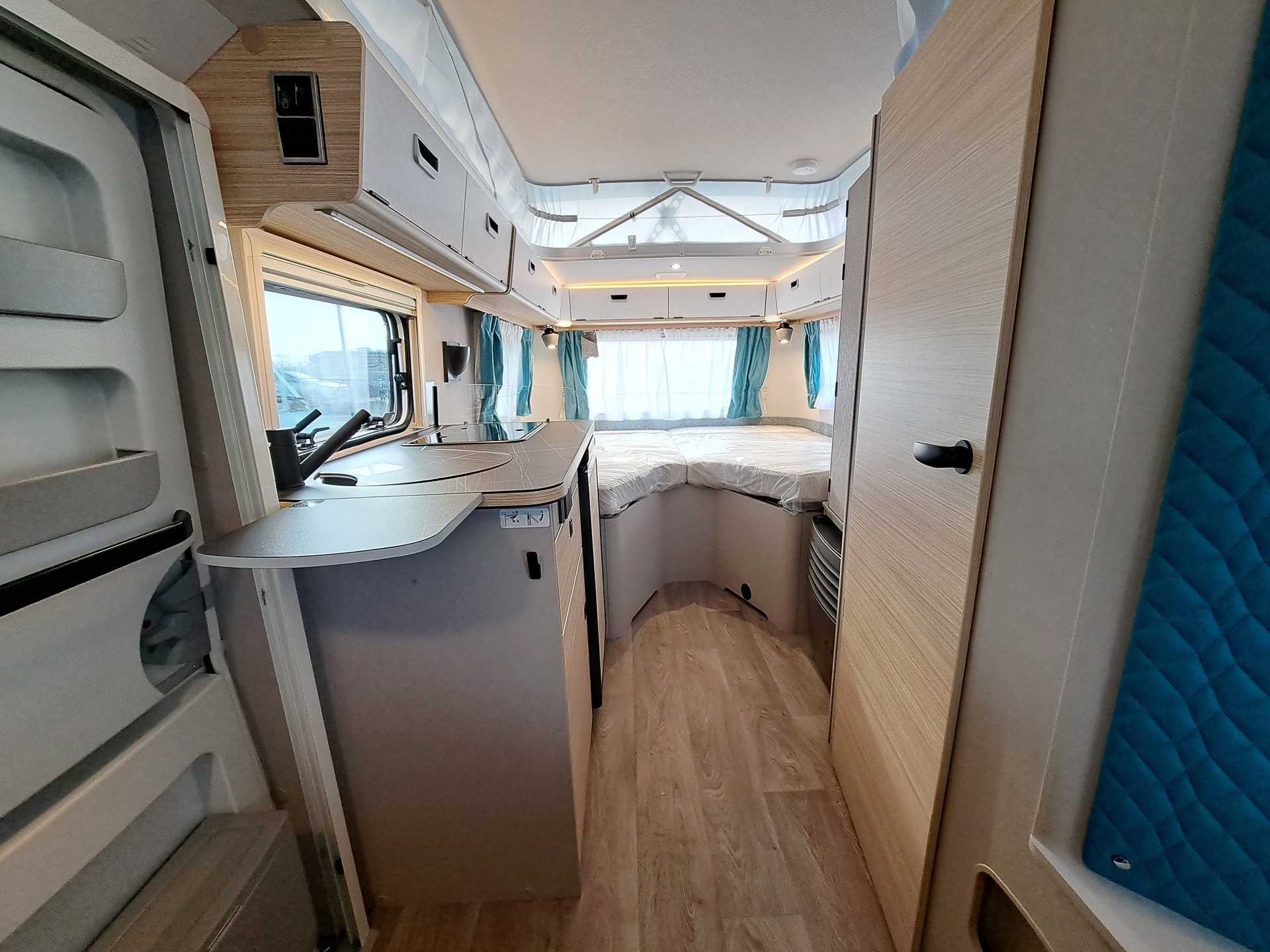 ERIBA Touring 542 Harbour Blue-image-9
