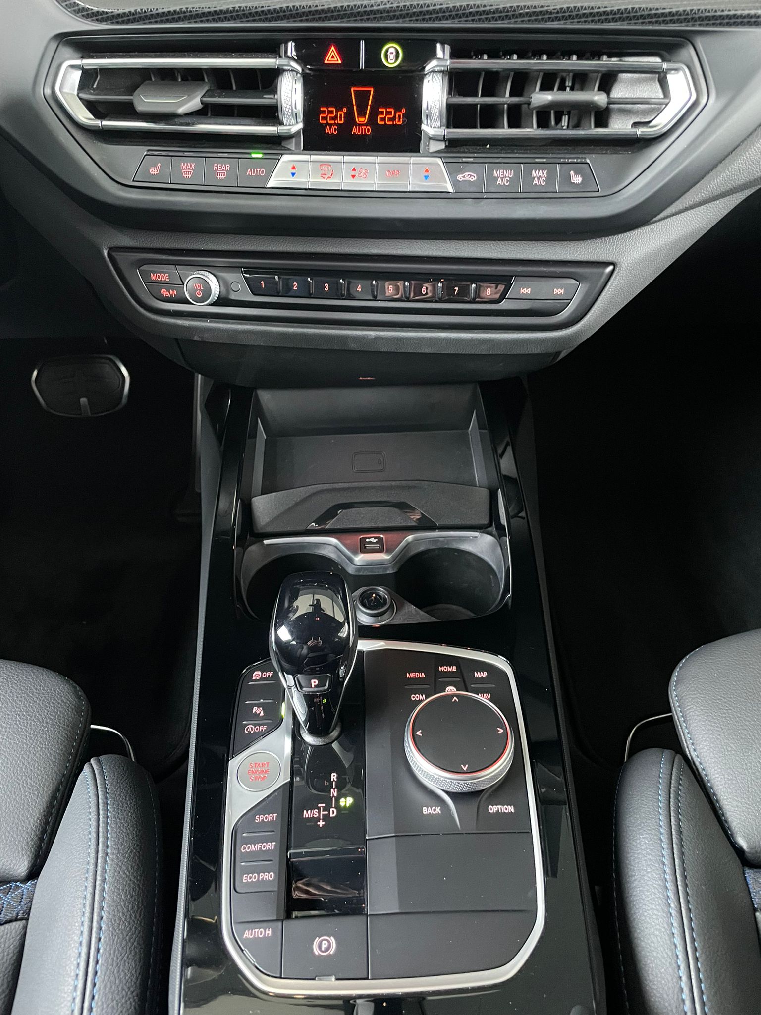 BMW 118d-image-9