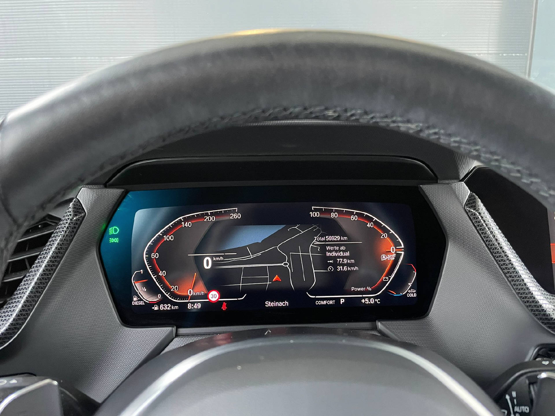 BMW 118d-image-8
