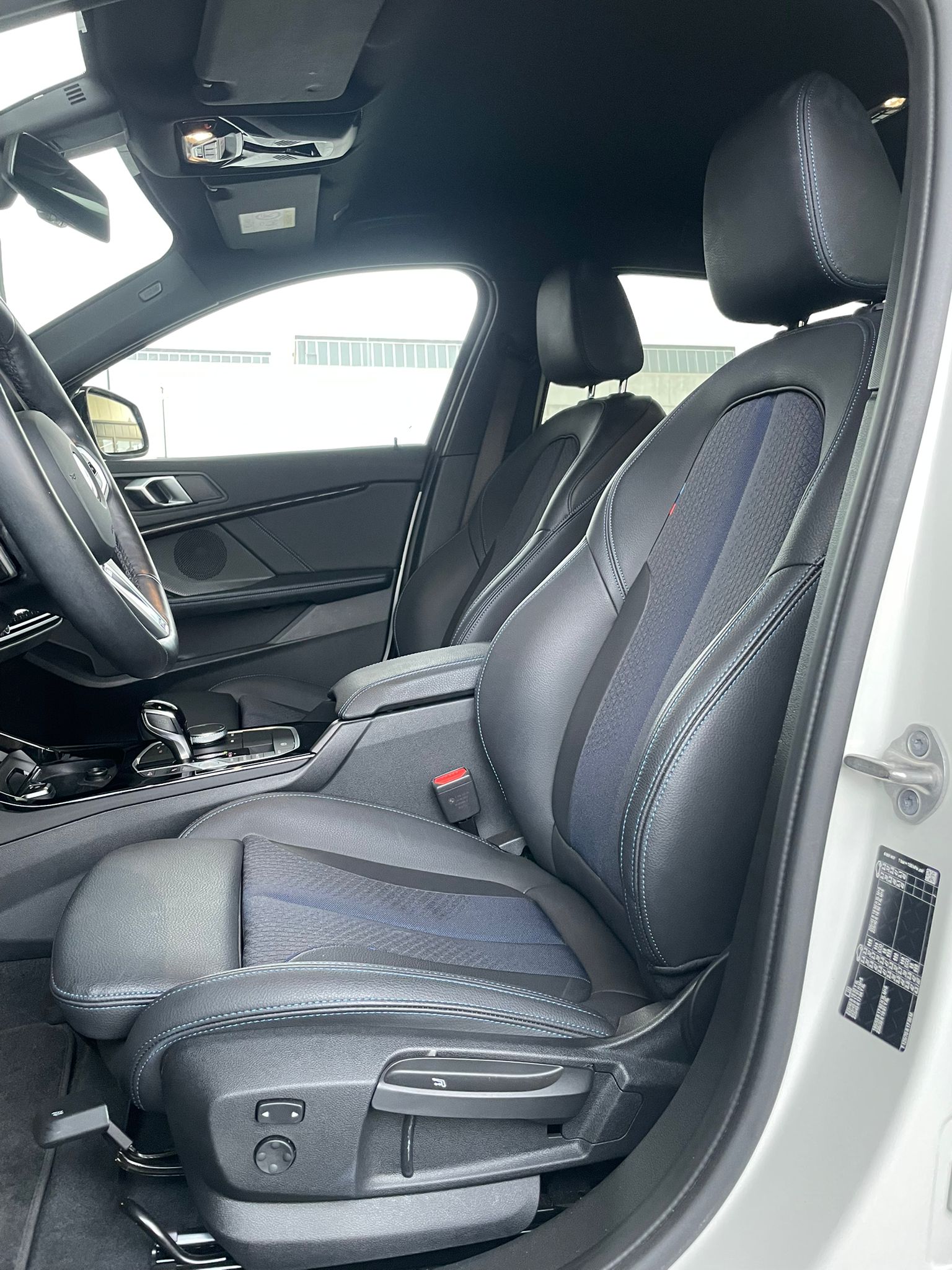 BMW 118d-image-5
