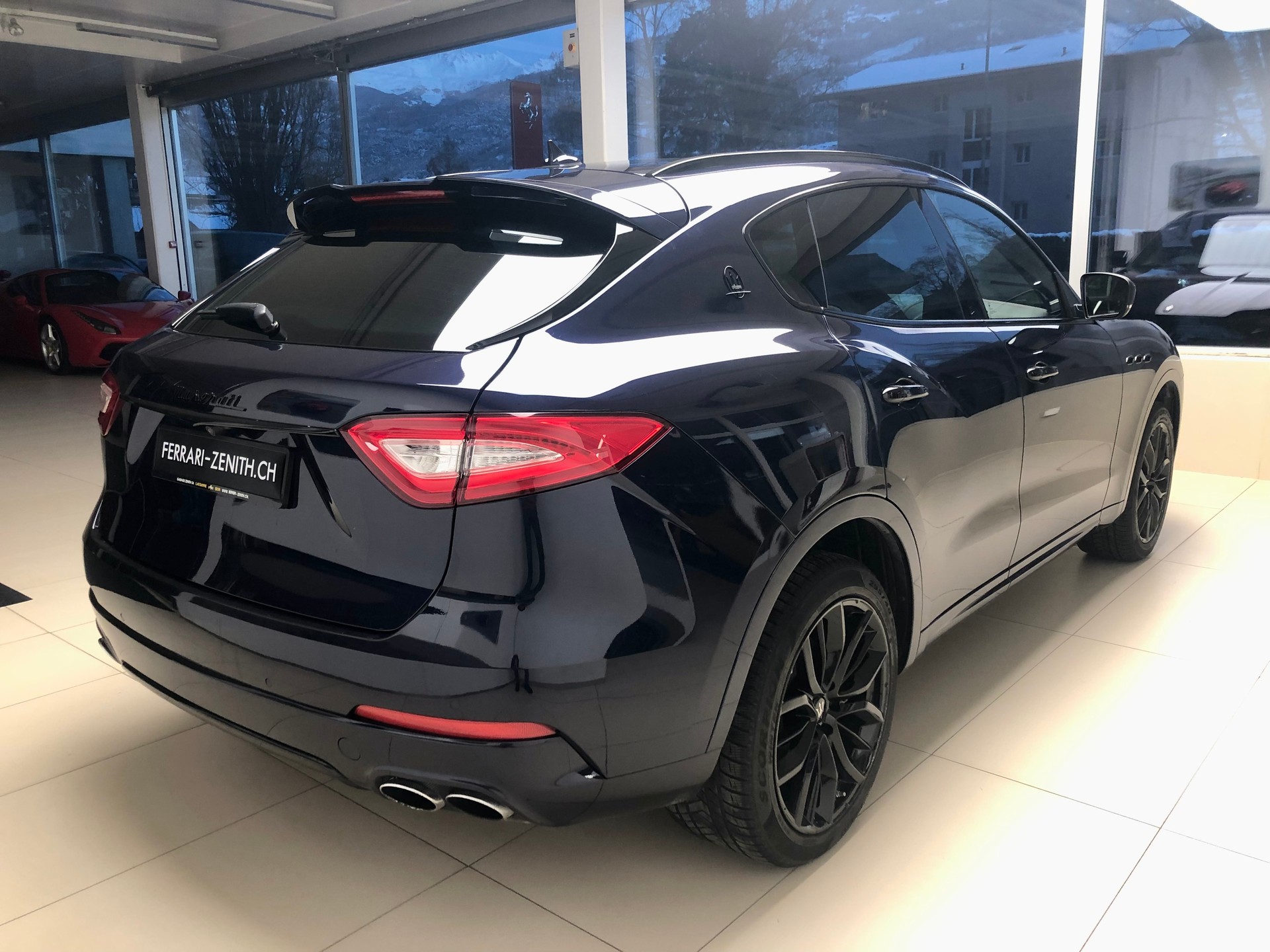 MASERATI Levante S 3.0 V6 GranSport Automatica-image-4