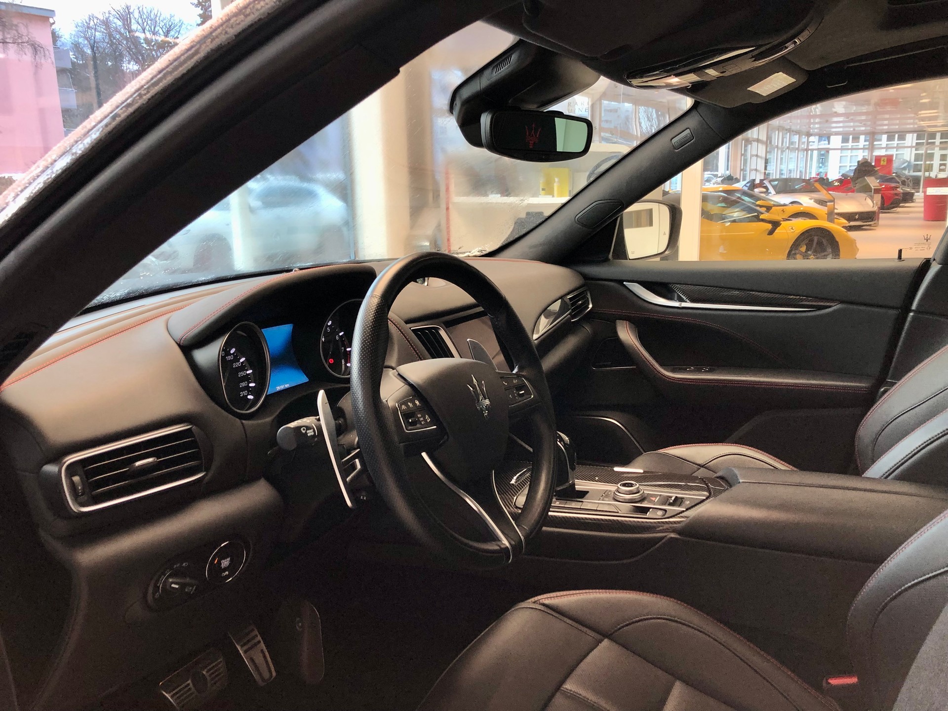 MASERATI Levante S 3.0 V6 GranSport Automatica-image-10