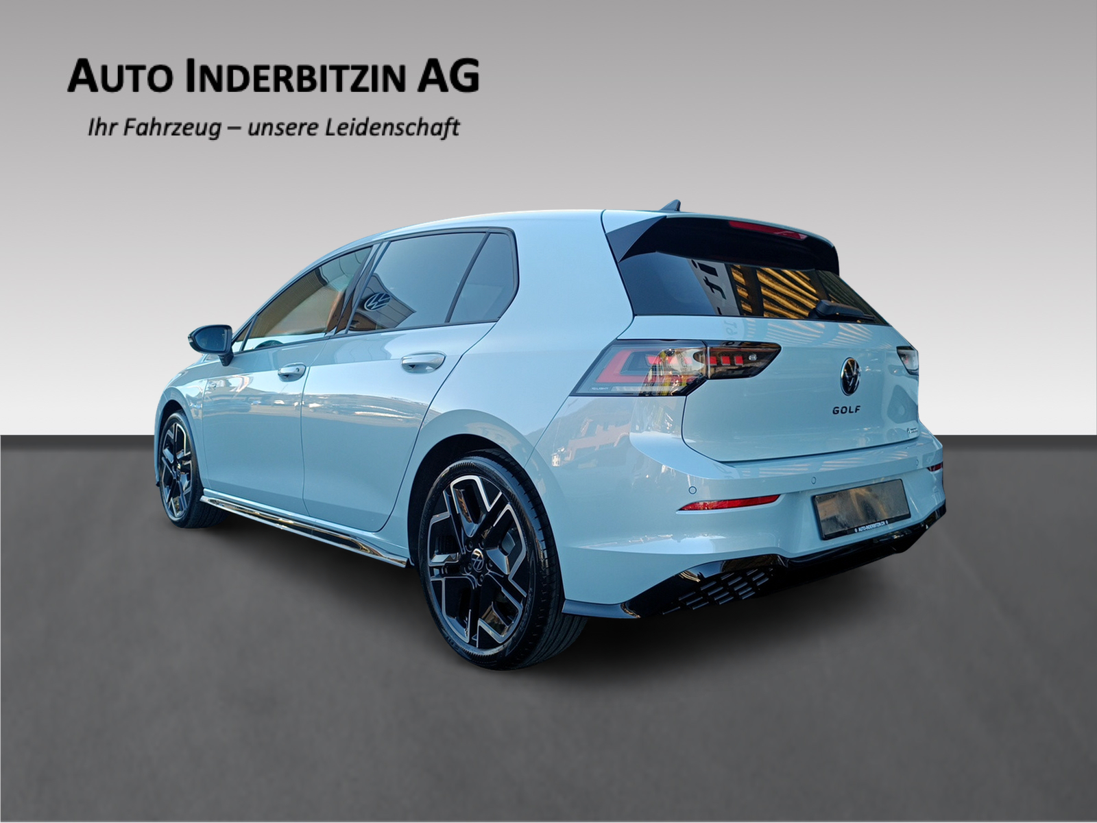 VW Golf 2.0 TSI R-Line DSG 4 Motion-image-5