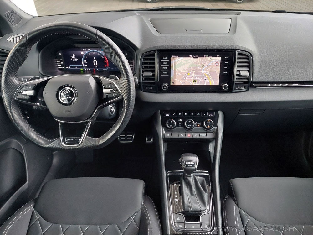 SKODA Karoq 2.0 TSI SportLine 4x4 DSG / Video : https://youtu.be/4TDaApmY20M / Bilder : https://youtu.be/dk-nvhk1I4w-image-8