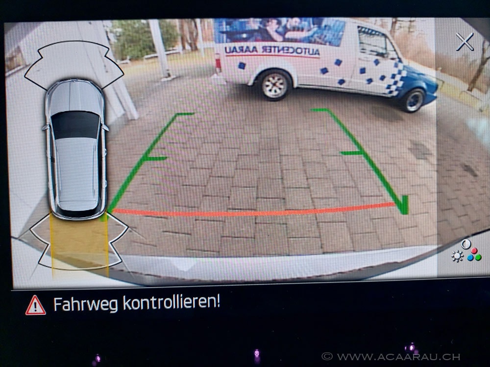 SKODA Karoq 2.0 TSI SportLine 4x4 DSG / Video : https://youtu.be/4TDaApmY20M / Bilder : https://youtu.be/dk-nvhk1I4w-image-18