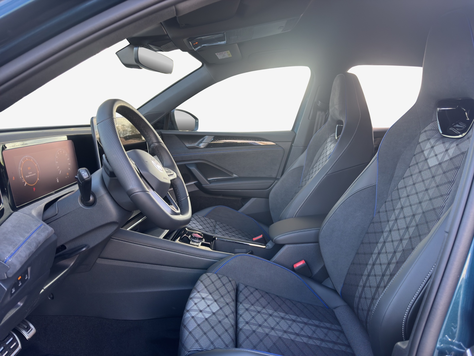 VW Tiguan 2.0 TSI DSG R-Line 4Motion-image-7