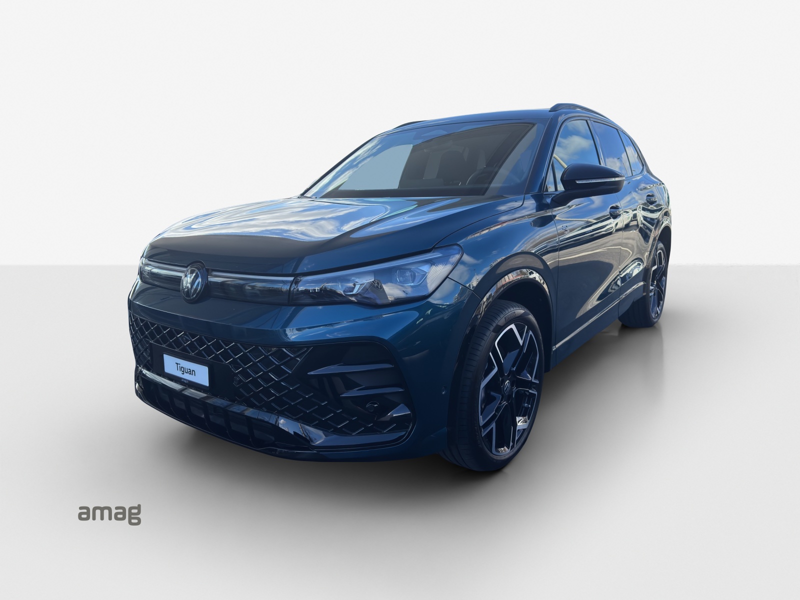 VW Tiguan 2.0 TSI DSG R-Line 4Motion-image-0