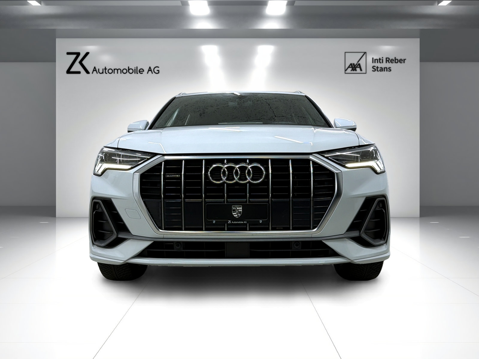 AUDI Q3 40 TFSI S line 190PS Gletscherweiss quattro S-tronic / RF-Kamera / Panoramadach / Leder / Komfortschlüssel /-image-3