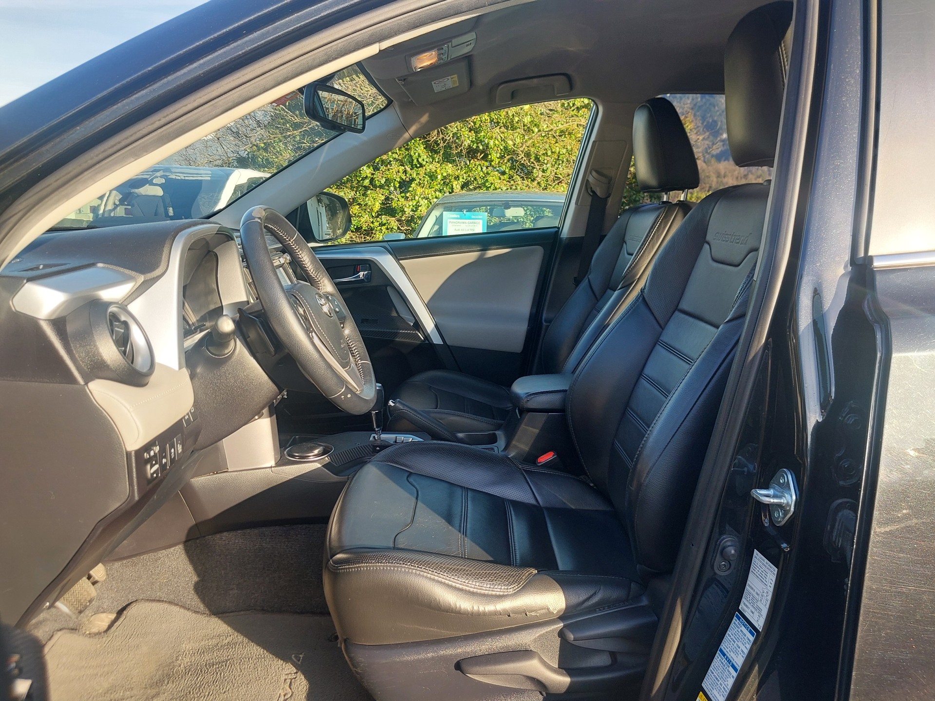 TOYOTA RAV-4 2.0 Swiss Trend Multidrive S-image-5