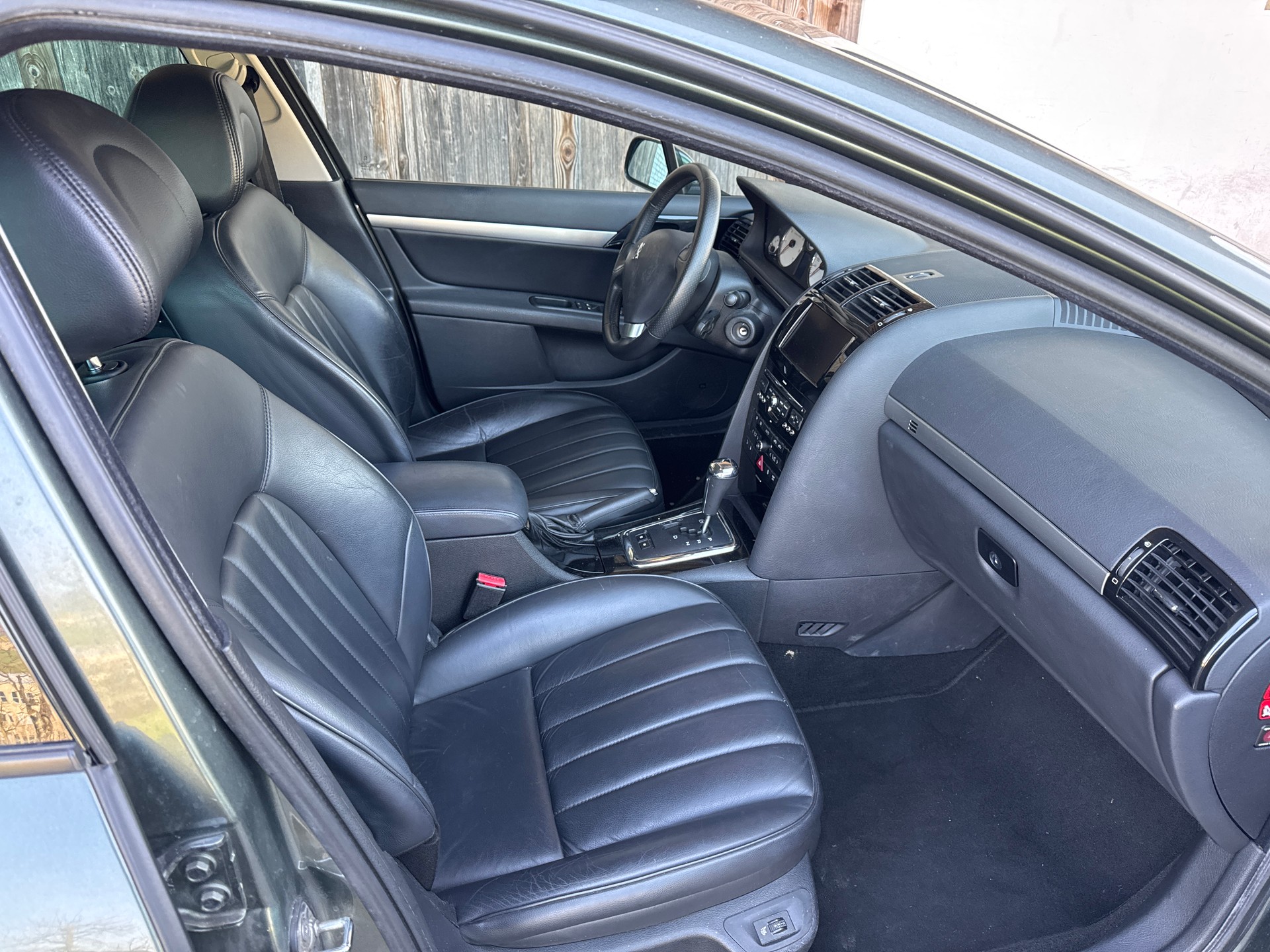 PEUGEOT 407 SW 3.0 SV Platinium Edition Automatic-image-7