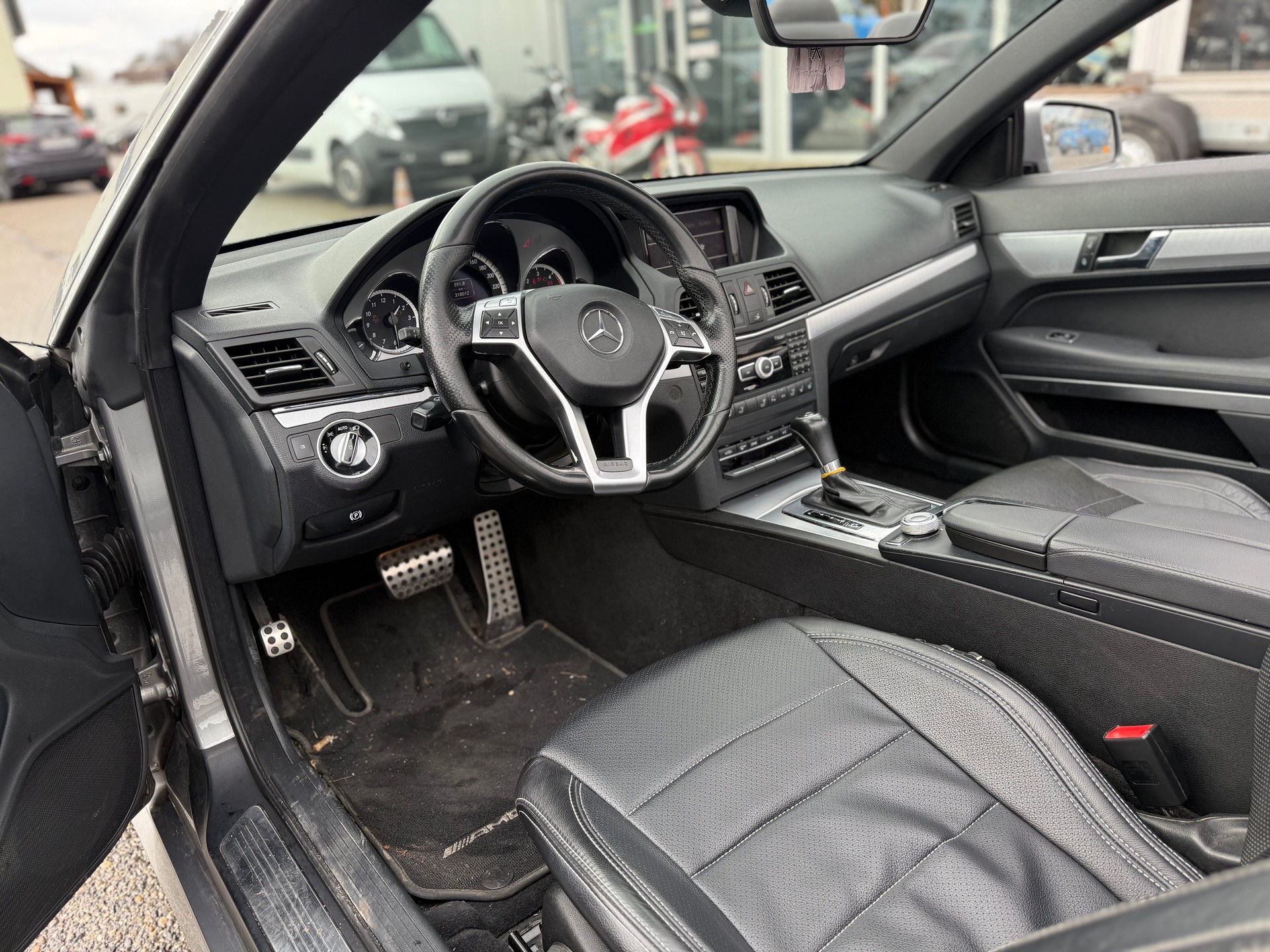 MERCEDES-BENZ E 350 CDI BlueEfficiency 7G-Tronic-image-10