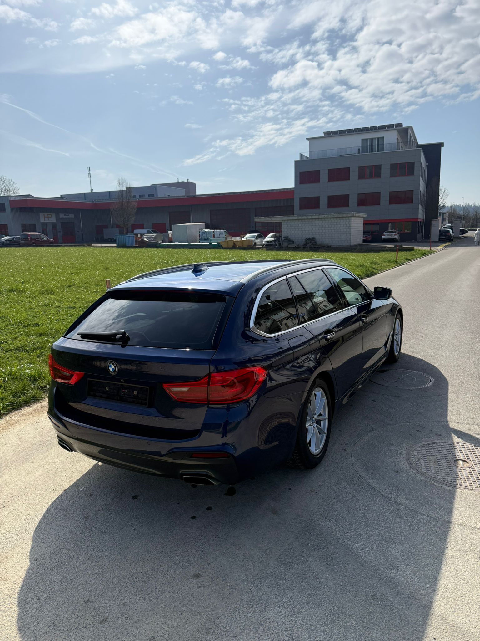 BMW 530d xDrive Touring Steptronic-image-3
