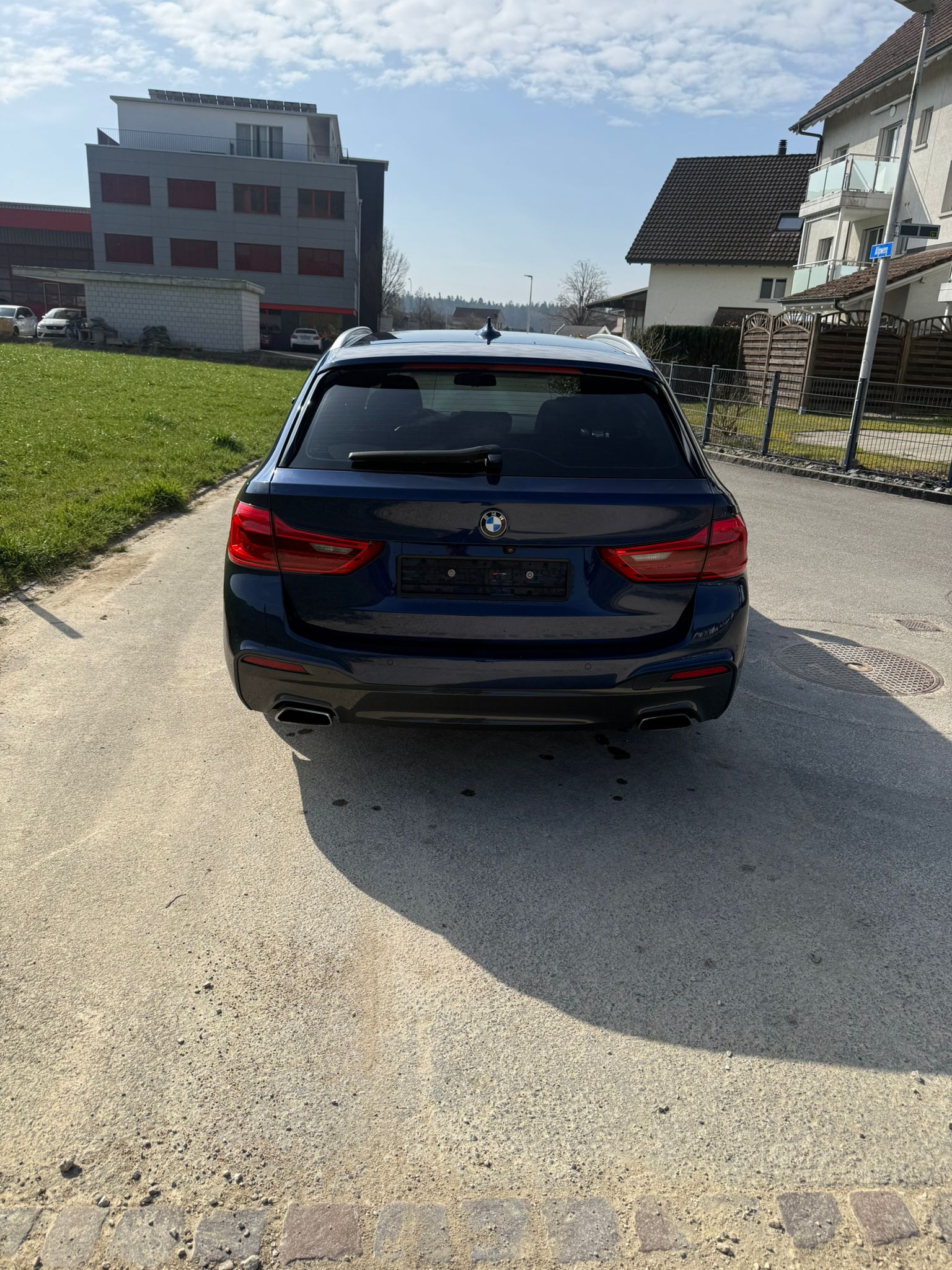 BMW 530d xDrive Touring Steptronic-image-4