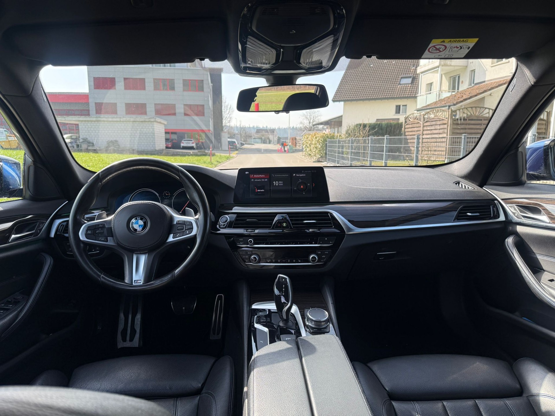 BMW 530d xDrive Touring Steptronic-image-9