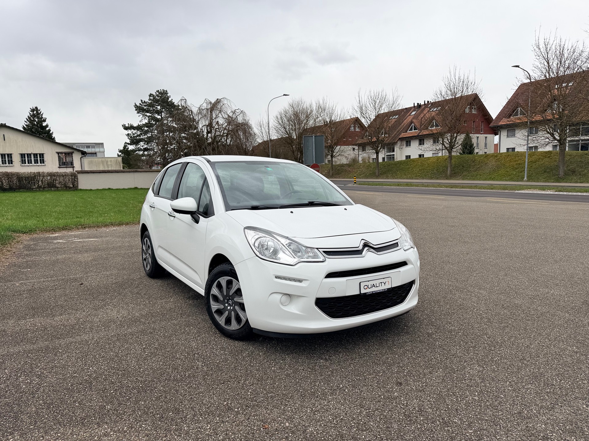 CITROEN C3 1.2i Attraction-image-1