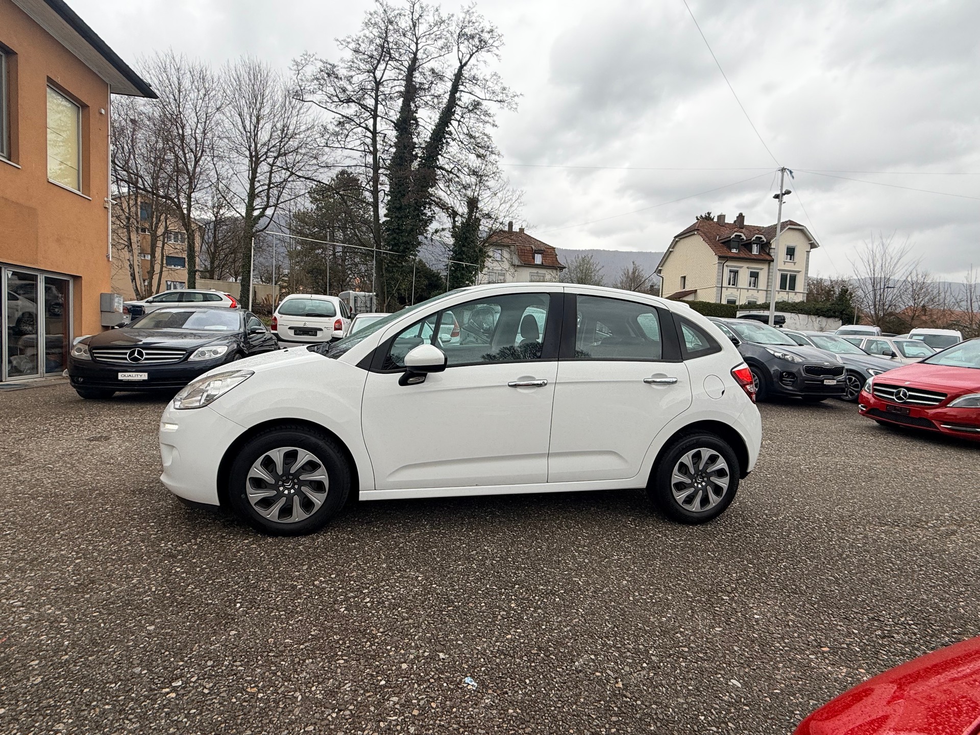 CITROEN C3 1.2i Attraction-image-2