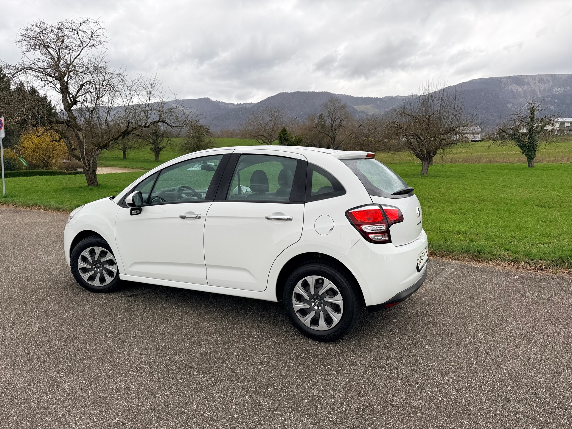 CITROEN C3 1.2i Attraction-image-3