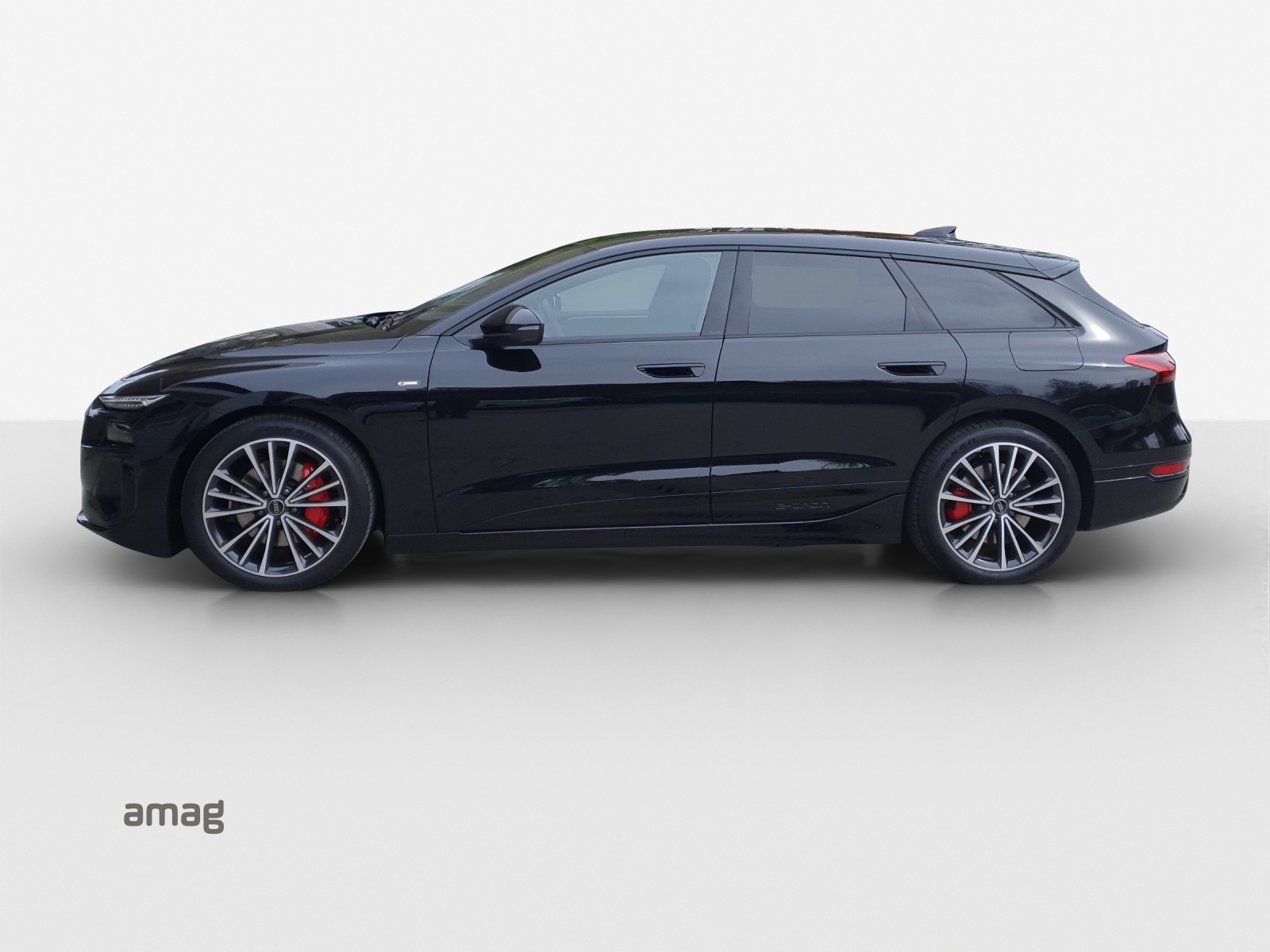 AUDI A6 Avant e-tron quattro-image-1