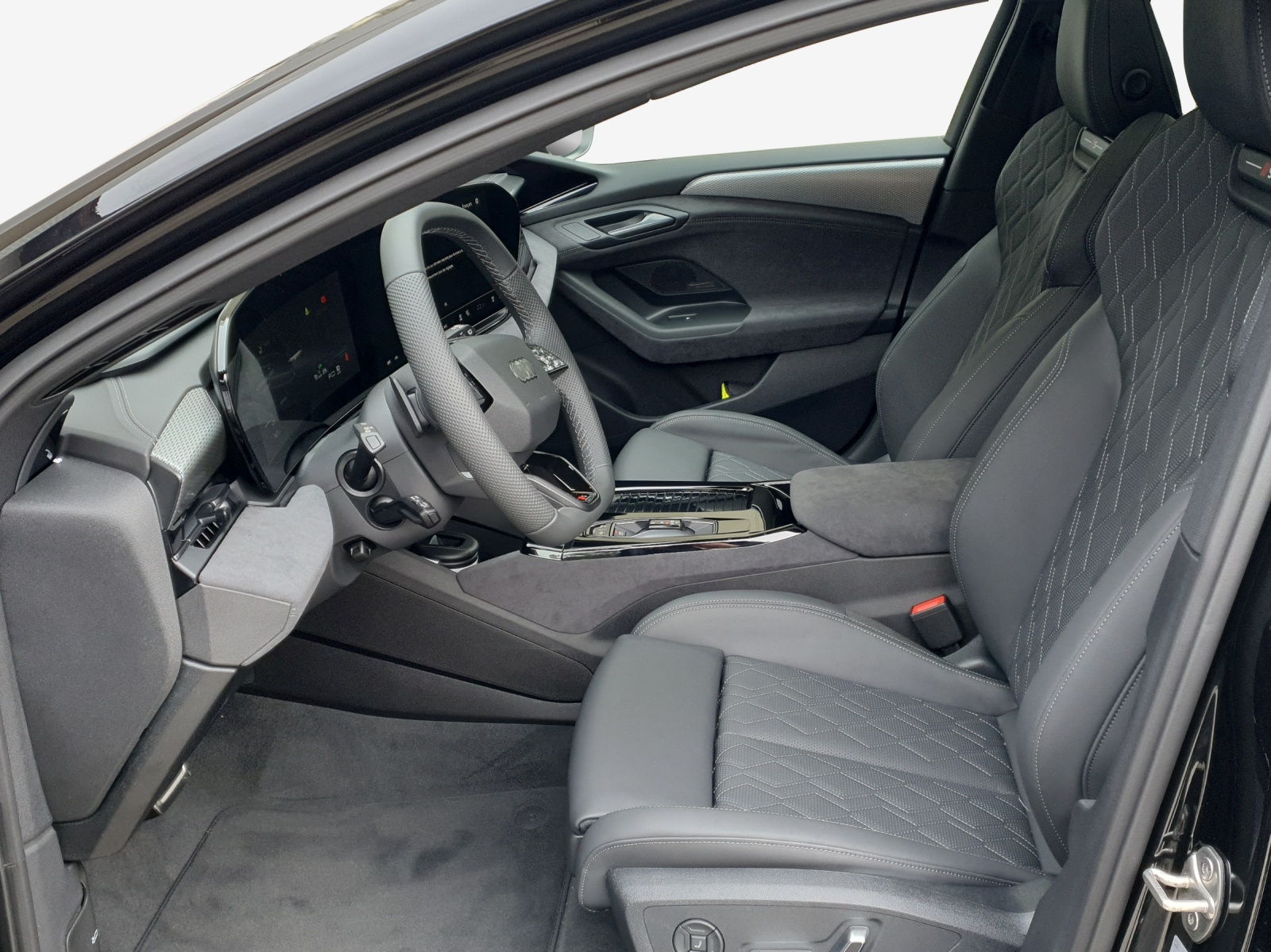 AUDI A6 Avant e-tron quattro-image-7