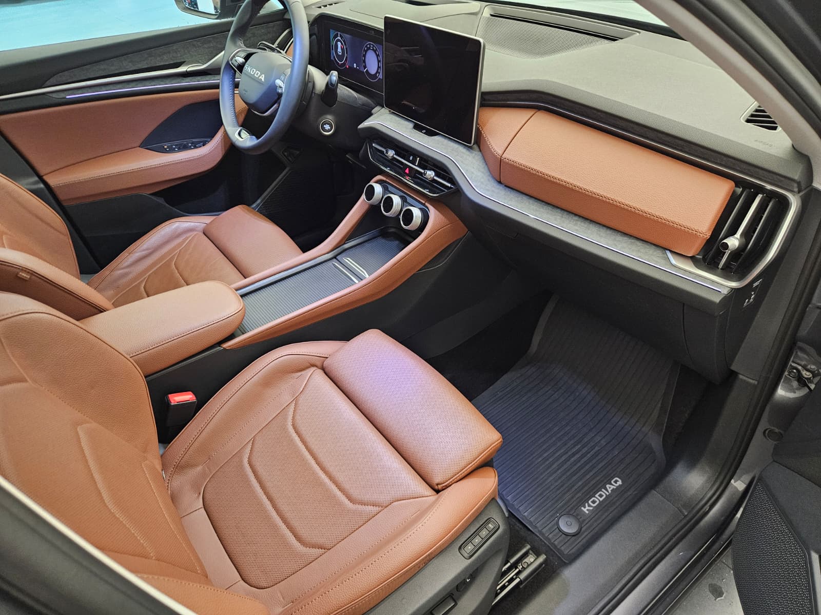 SKODA Kodiaq 1.5 TSI PHEV Selection-image-11