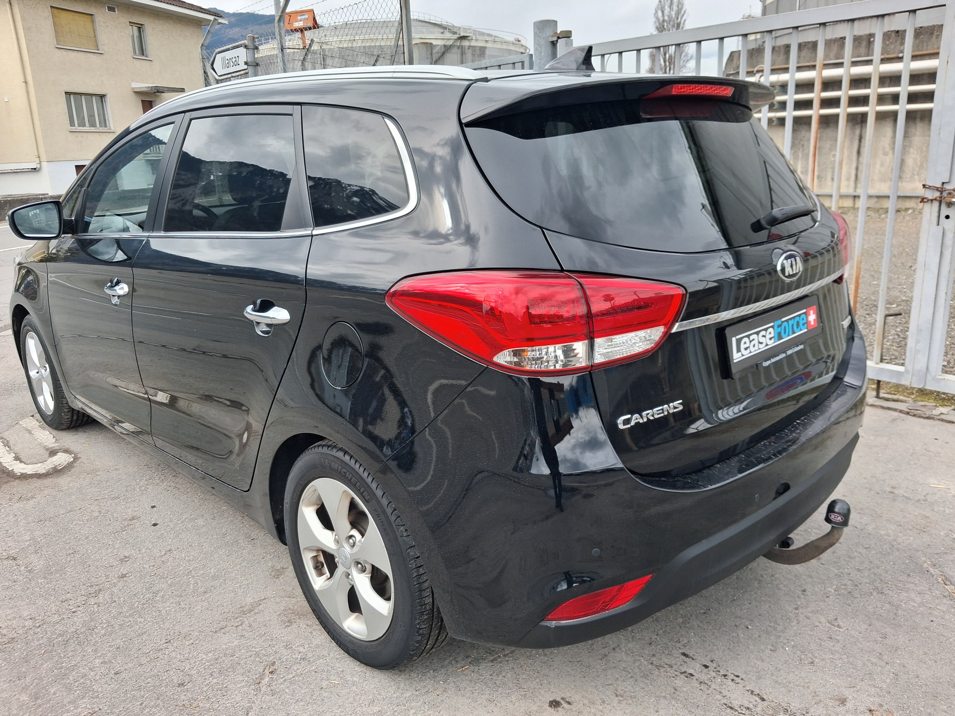 KIA Carens 1.6 GDI Dynamic.. 7 places-image-4