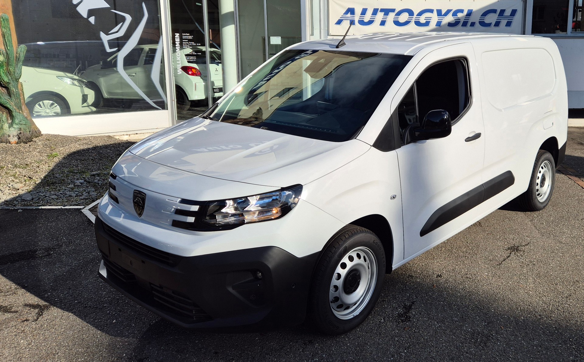 PEUGEOT Partner stnd. Premium 650kg Helvetia (437)-image-11