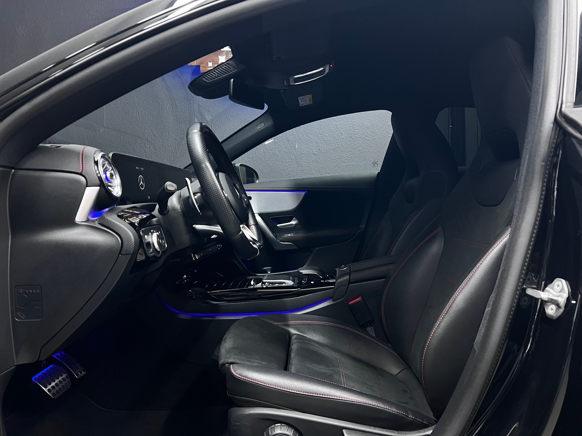 MERCEDES-BENZ CLA 35 AMG 4Matic 7G-DCT-image-8