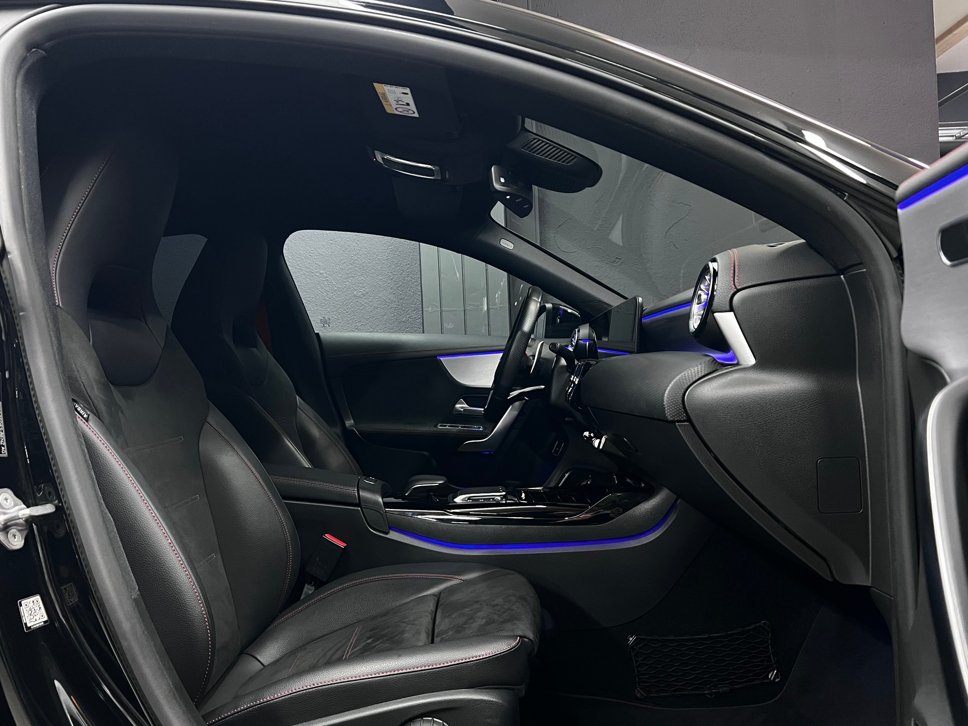 MERCEDES-BENZ CLA 35 AMG 4Matic 7G-DCT-image-11