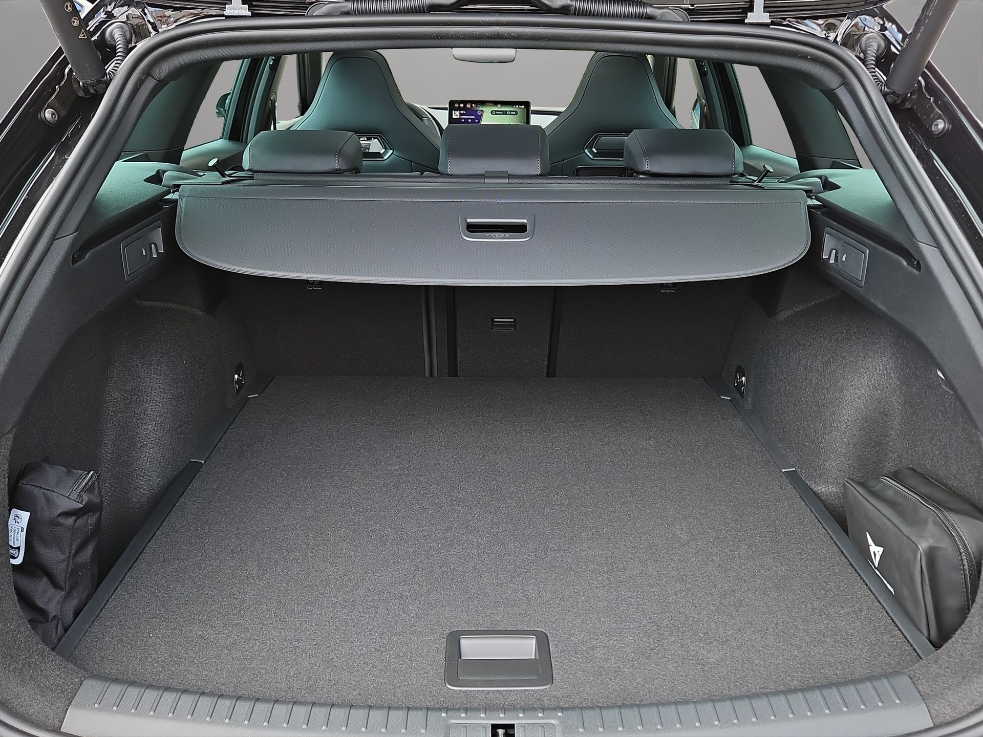 CUPRA LEON ST 2.0 TSI Prime Edition VZ DSG 4Drive-image-8