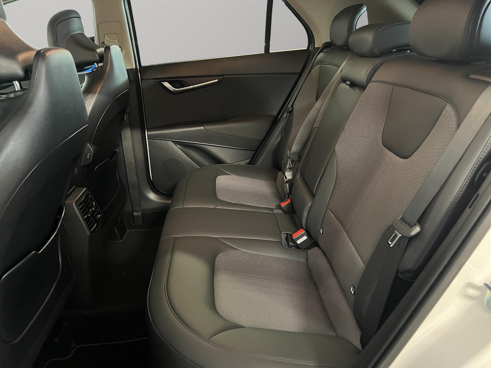 KIA Niro 1.6i Plug-in Hybrid Power Edition-image-10