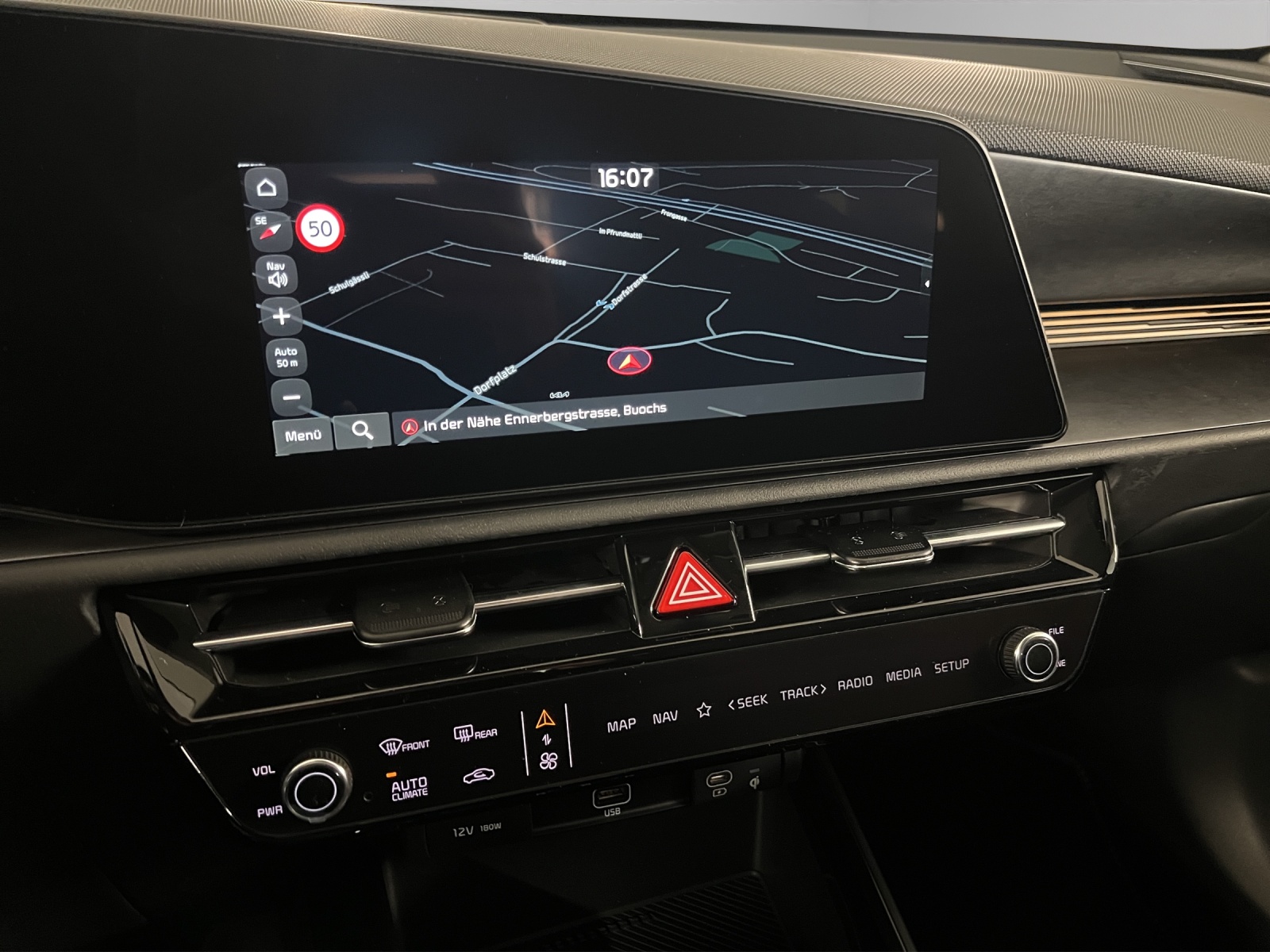 KIA Niro 1.6i Plug-in Hybrid Power Edition-image-8