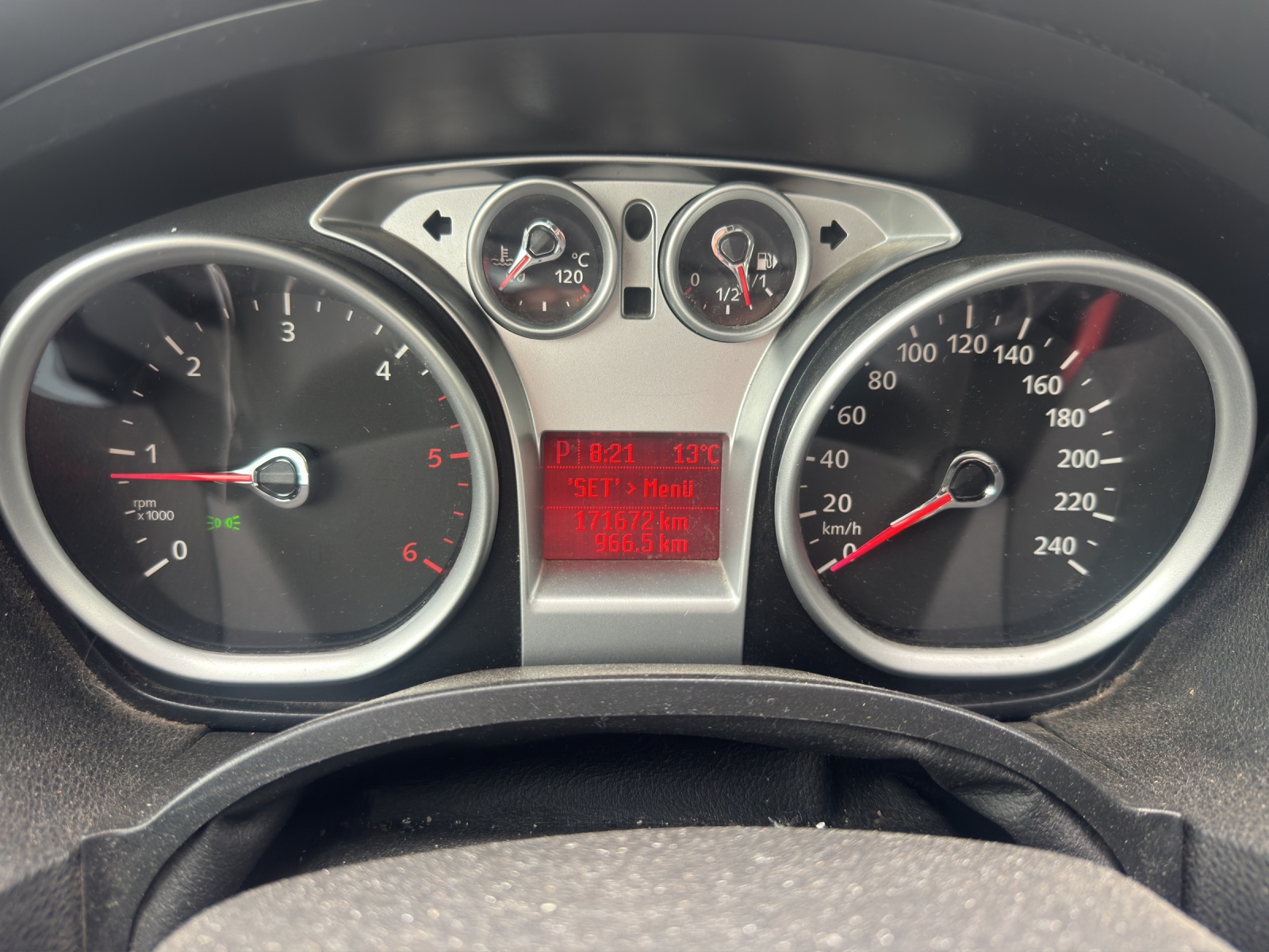 FORD Kuga 2.0 TDCi Titanium 4WD PowerShift-image-8