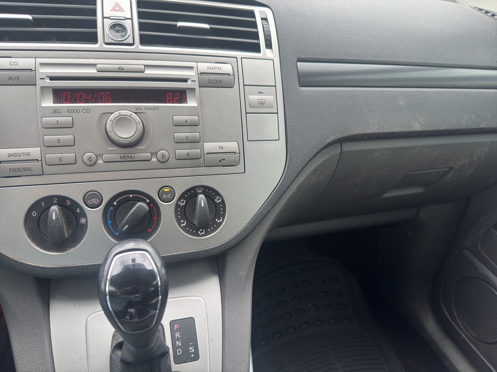 FORD Kuga 2.0 TDCi Titanium 4WD PowerShift-image-7