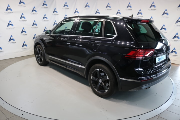 VW Tiguan 2.0 TDI SCR Highline4Motion DSG-image-16