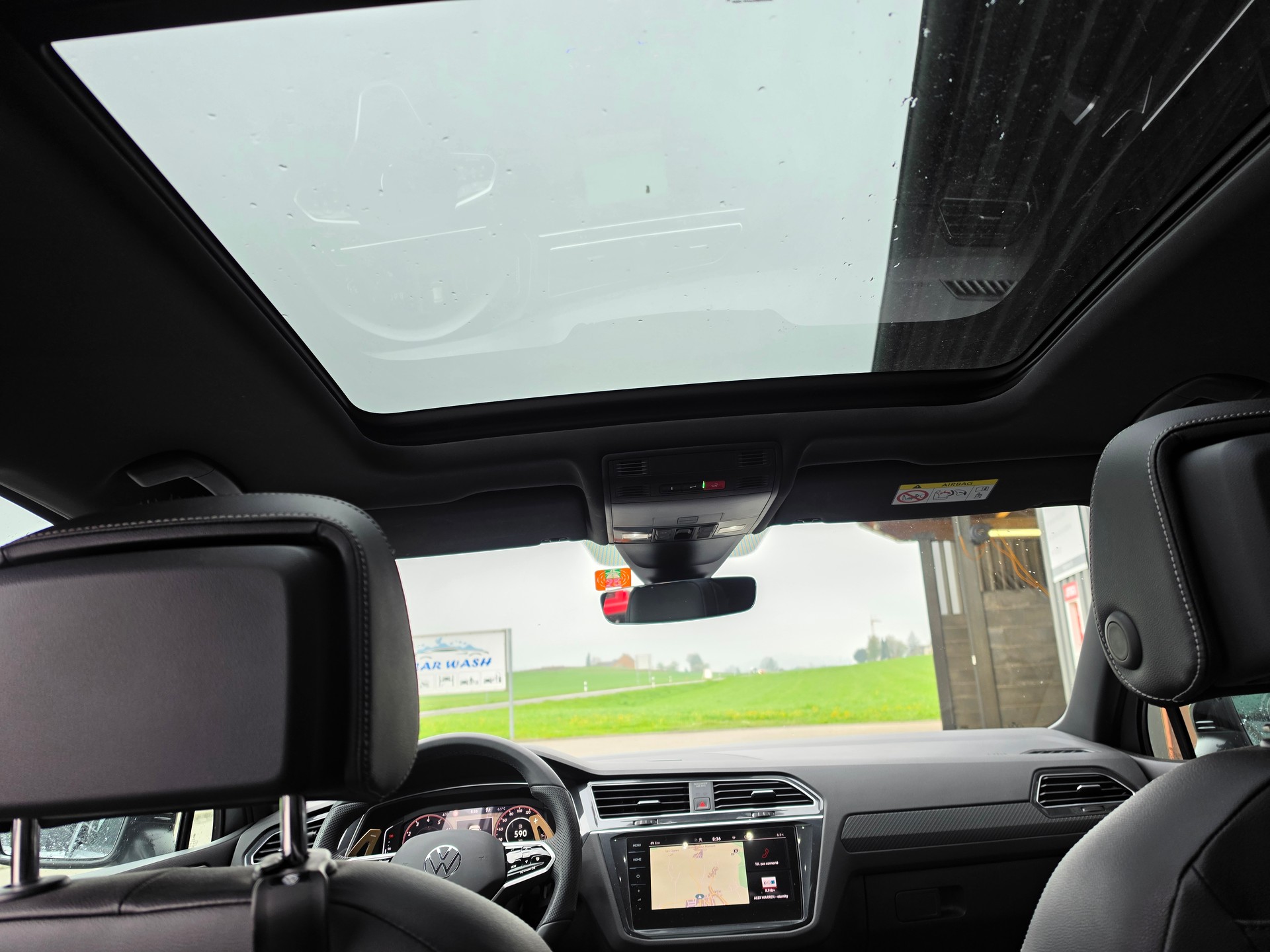 VW Tiguan 2.0TSI R-Line 4Motion DSG-image-13