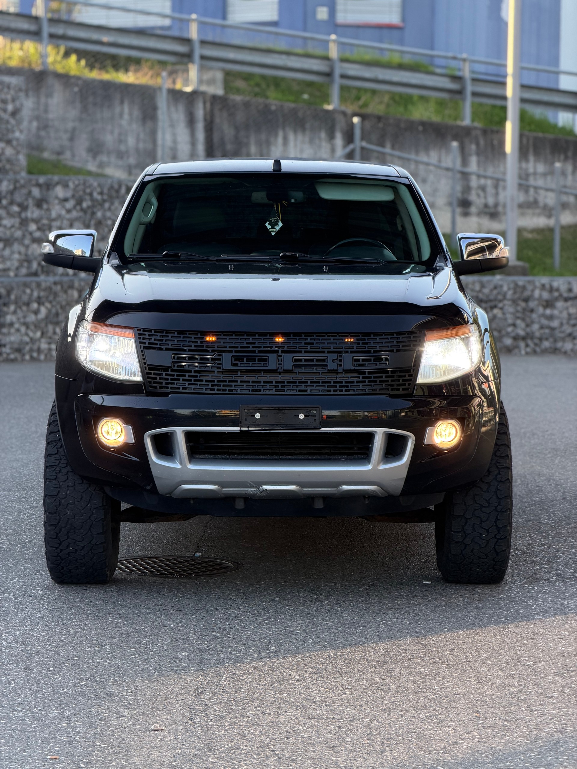 FORD RANGER-image-1