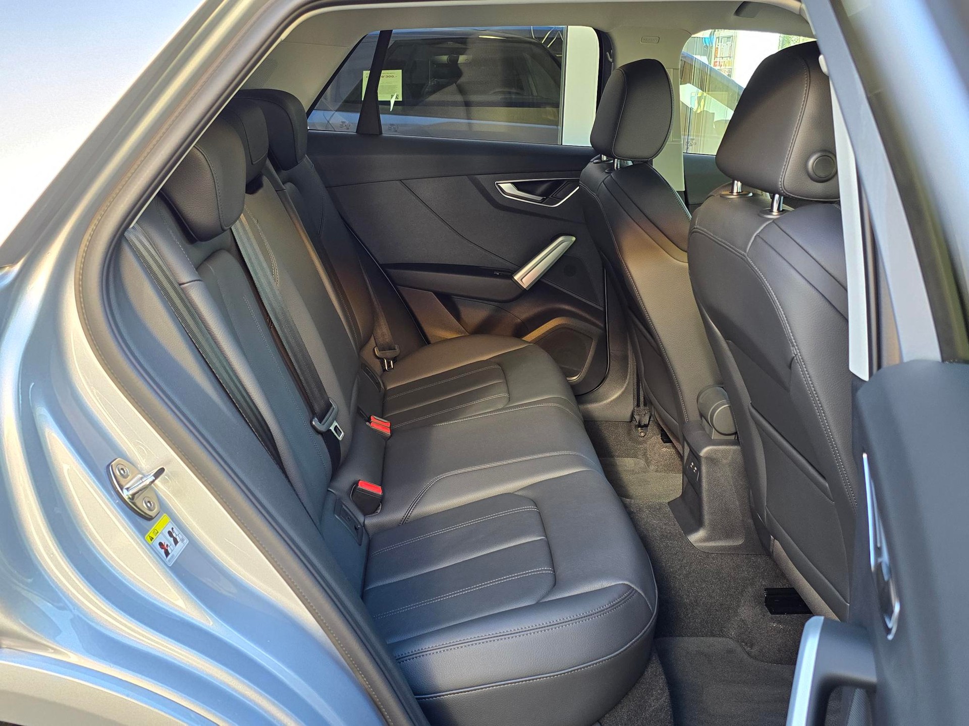 AUDI Q2 35 TFSI advanced S-tronic-image-8