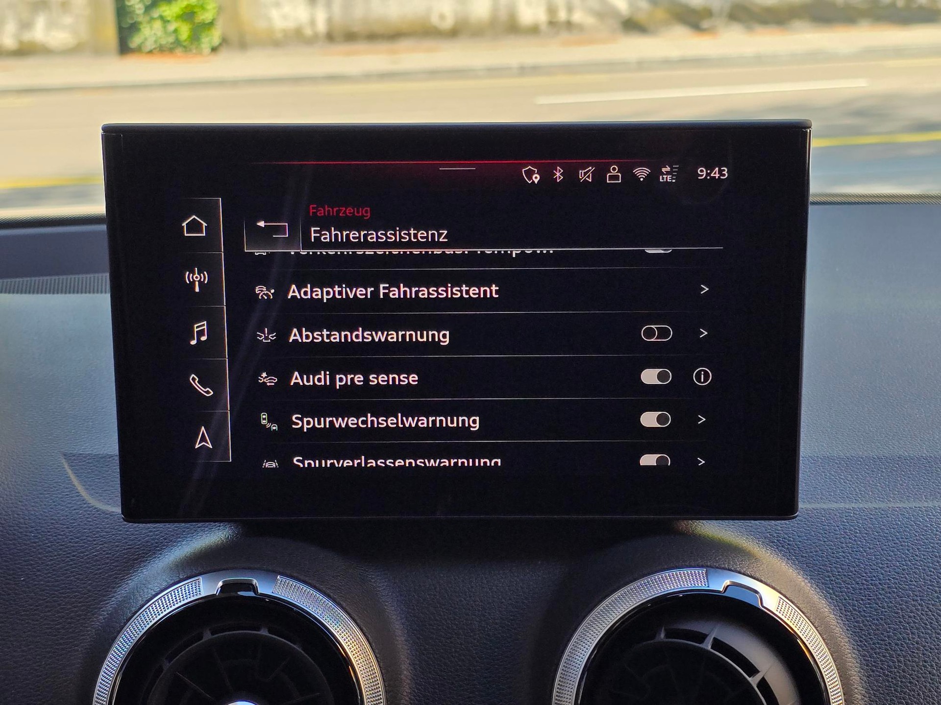 AUDI Q2 35 TFSI advanced S-tronic-image-14