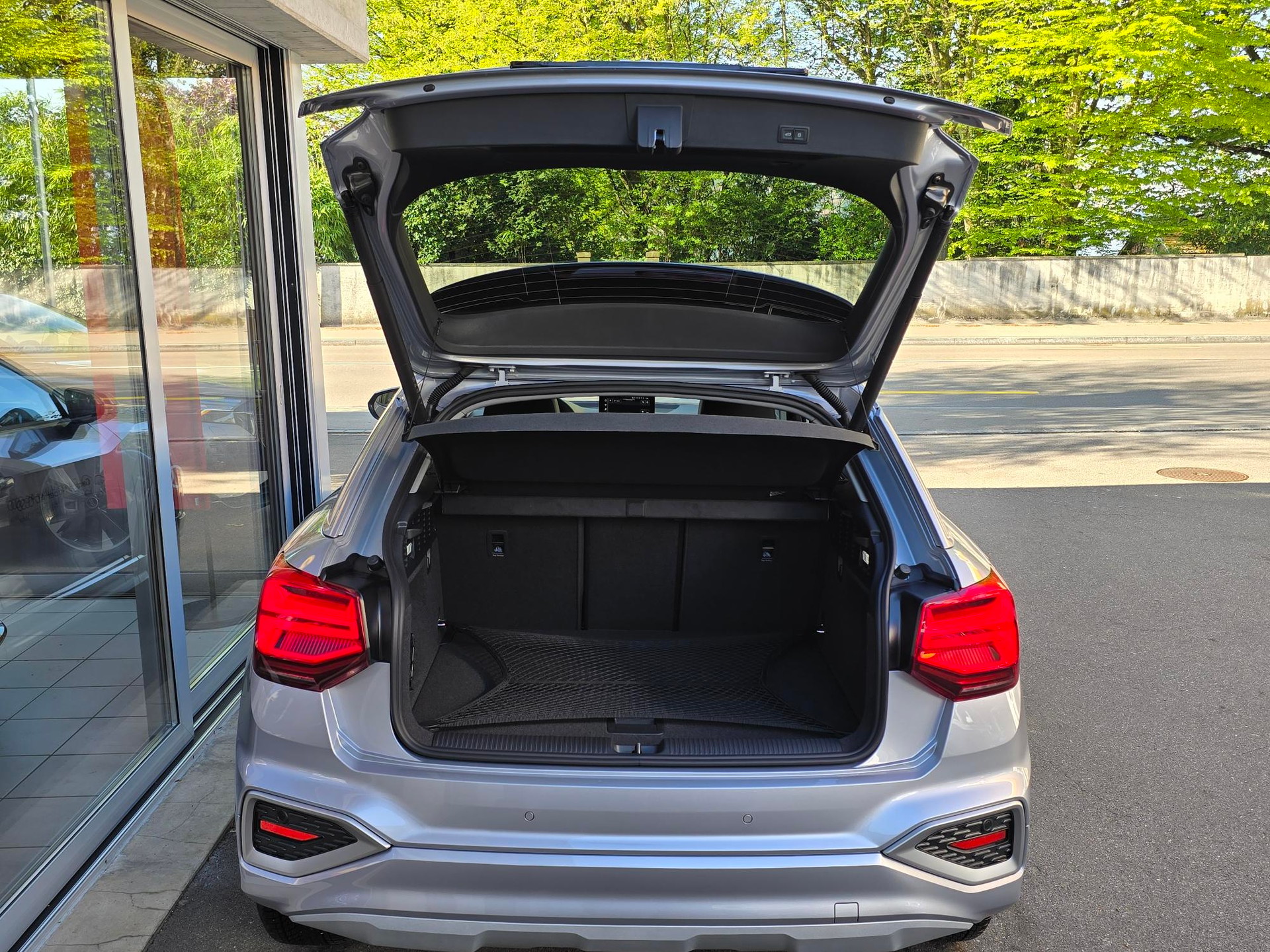 AUDI Q2 35 TFSI advanced S-tronic-image-9